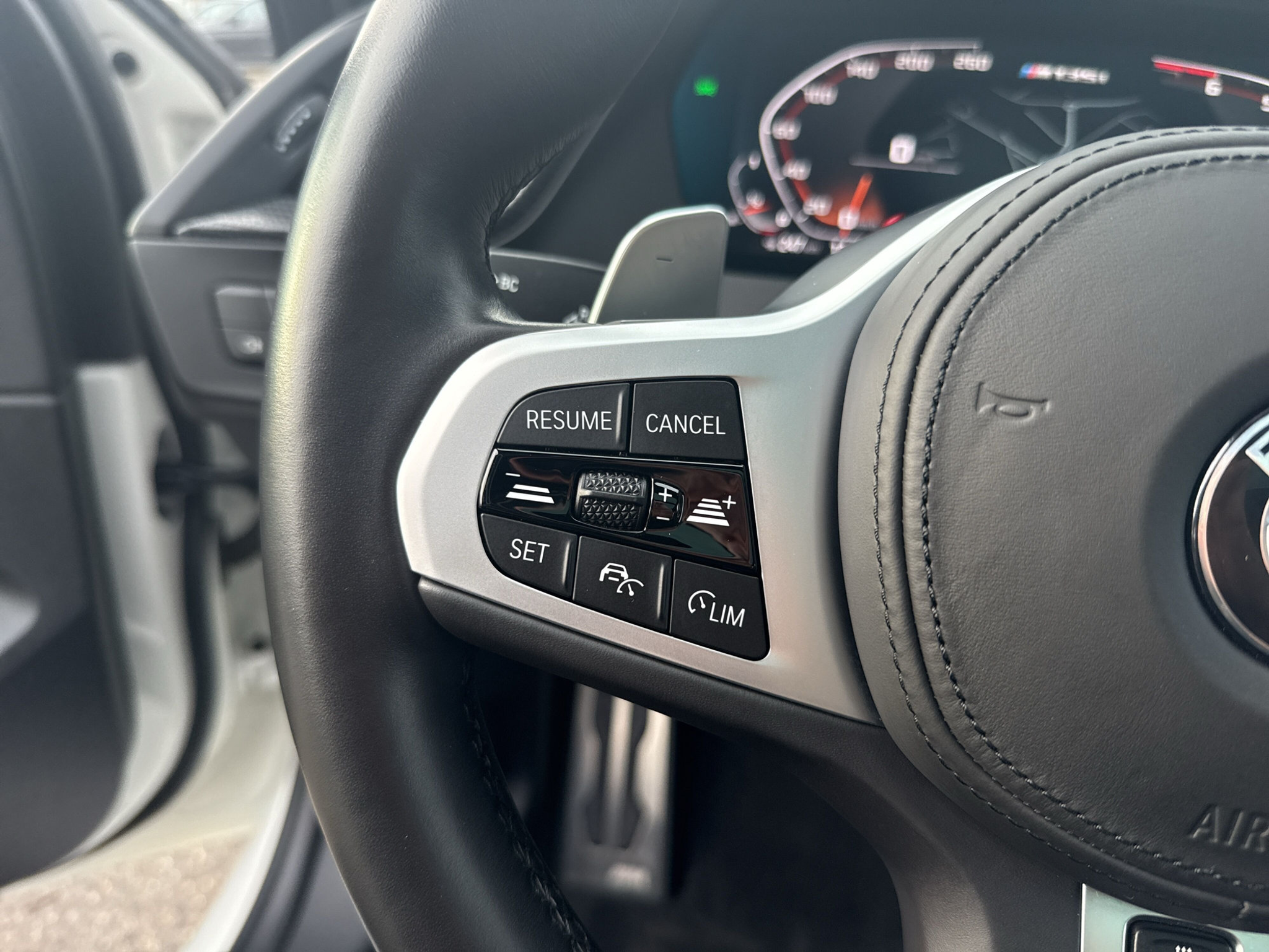 listing desktop thumbnail image 14