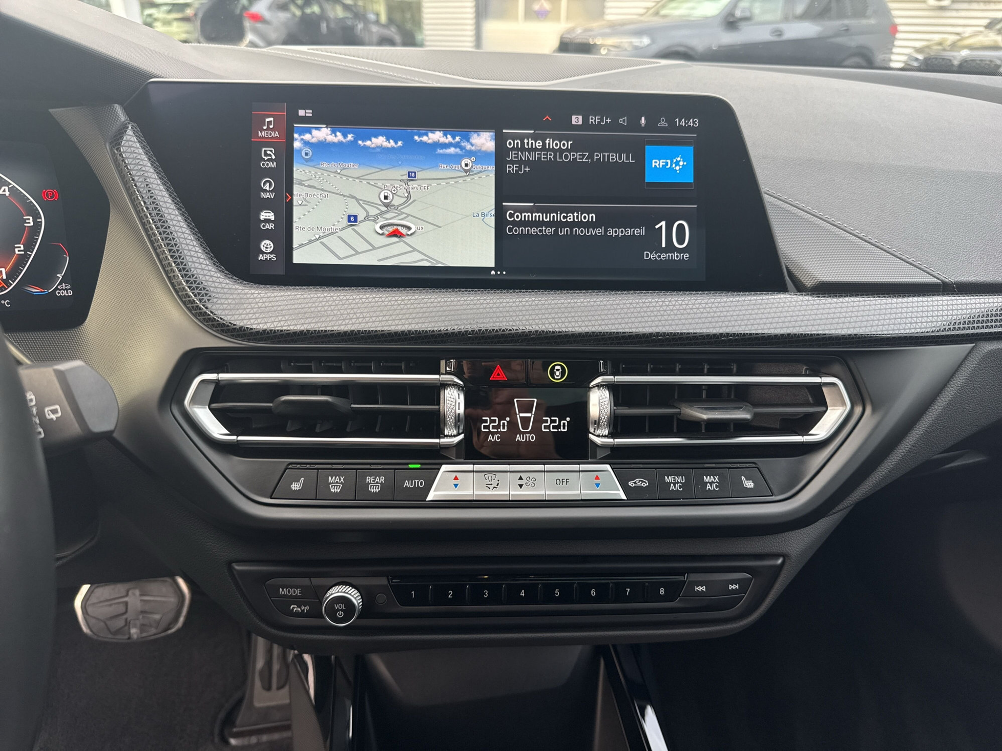 listing desktop thumbnail image 10