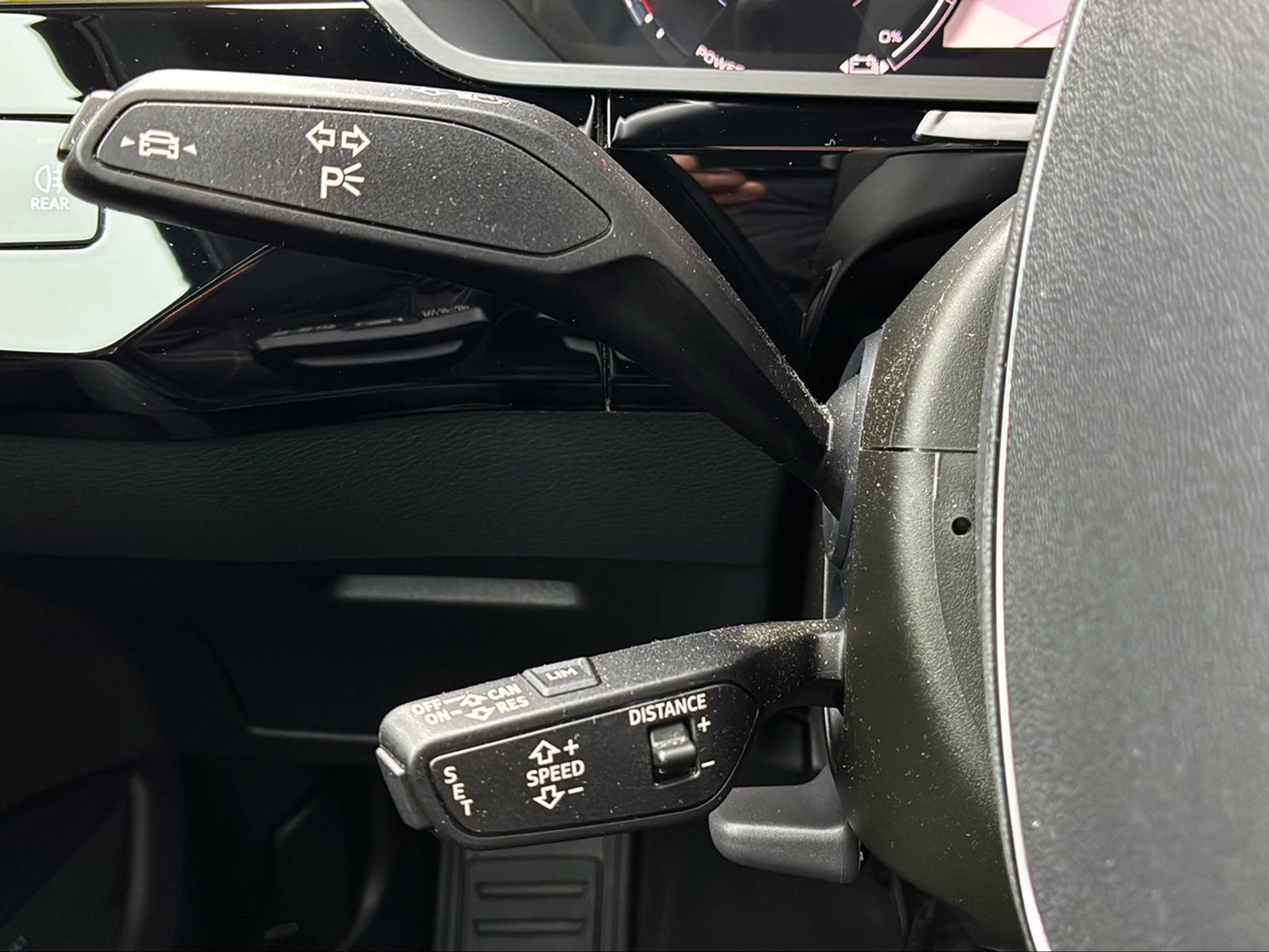 listing desktop thumbnail image 22