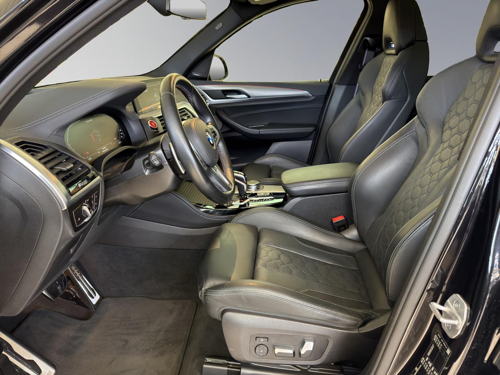 listing desktop thumbnail image 10