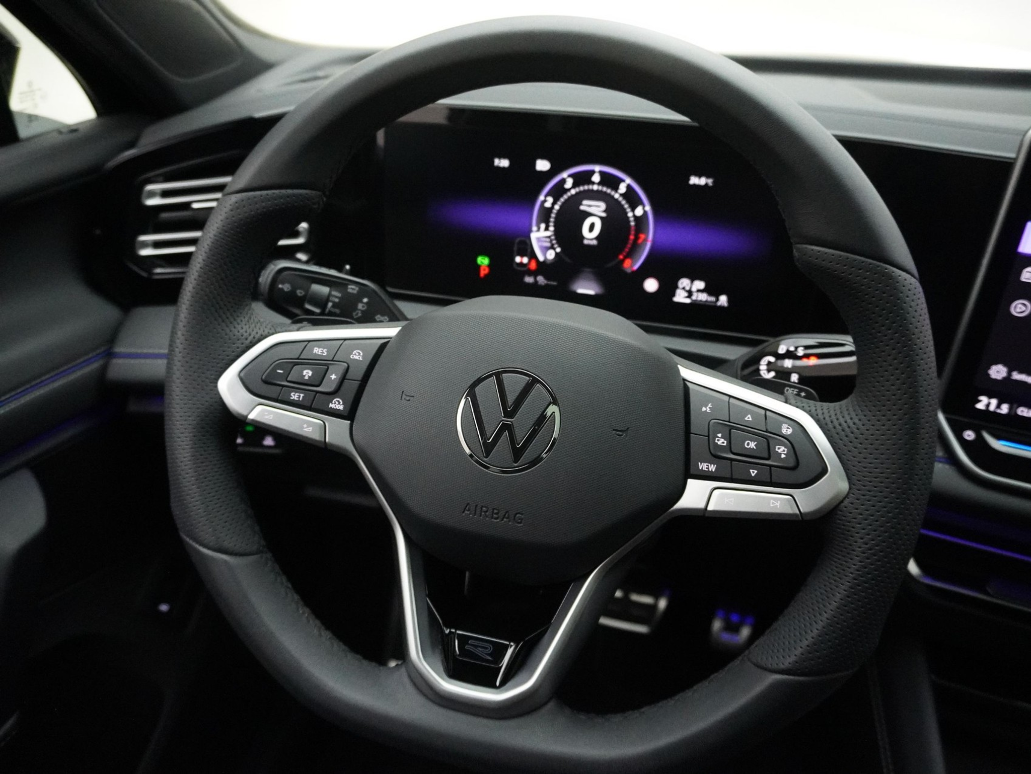 listing desktop thumbnail image 10