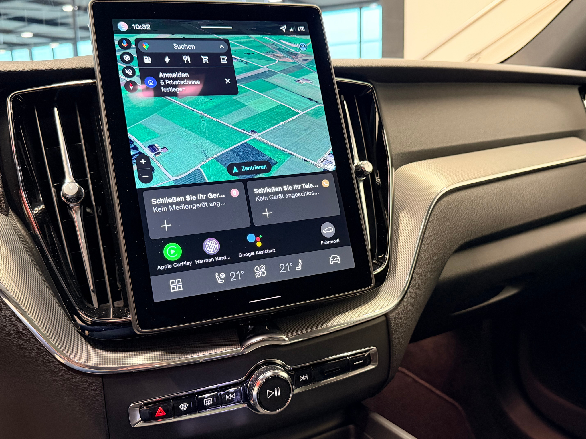 listing desktop thumbnail image 24