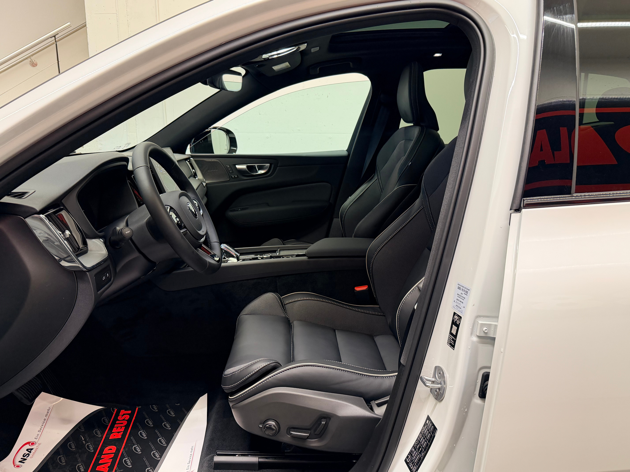 listing desktop thumbnail image 13