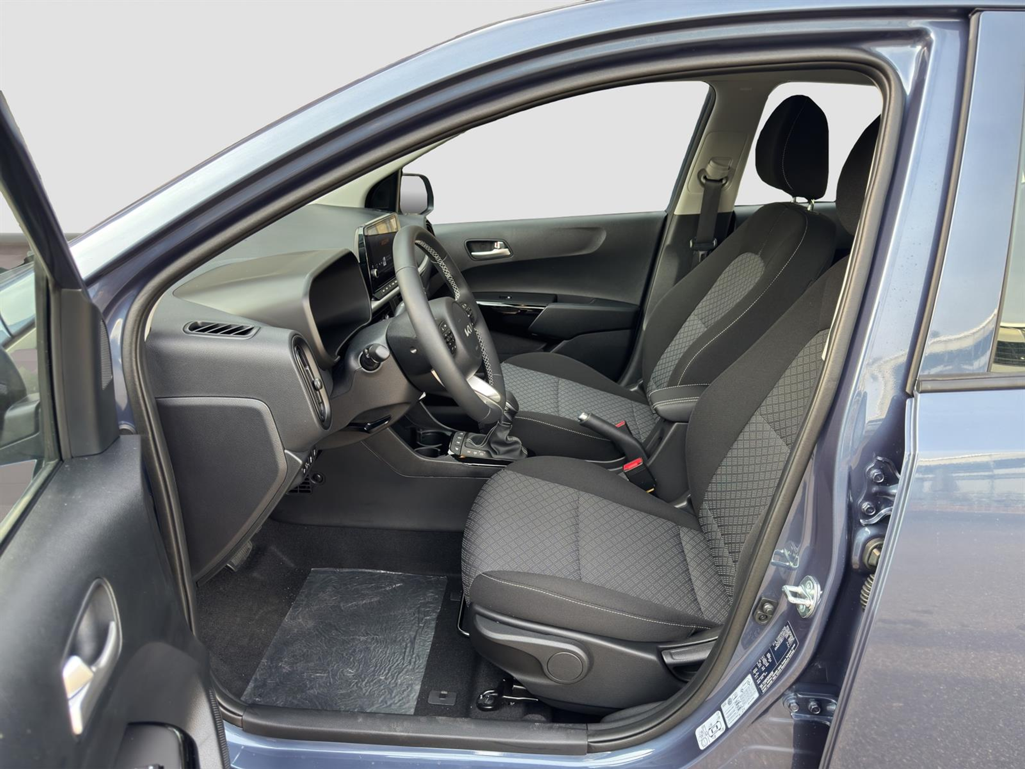 listing desktop thumbnail image 6