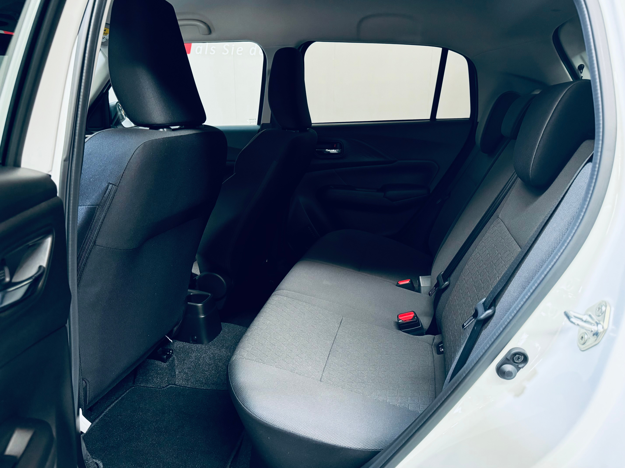 listing desktop thumbnail image 13