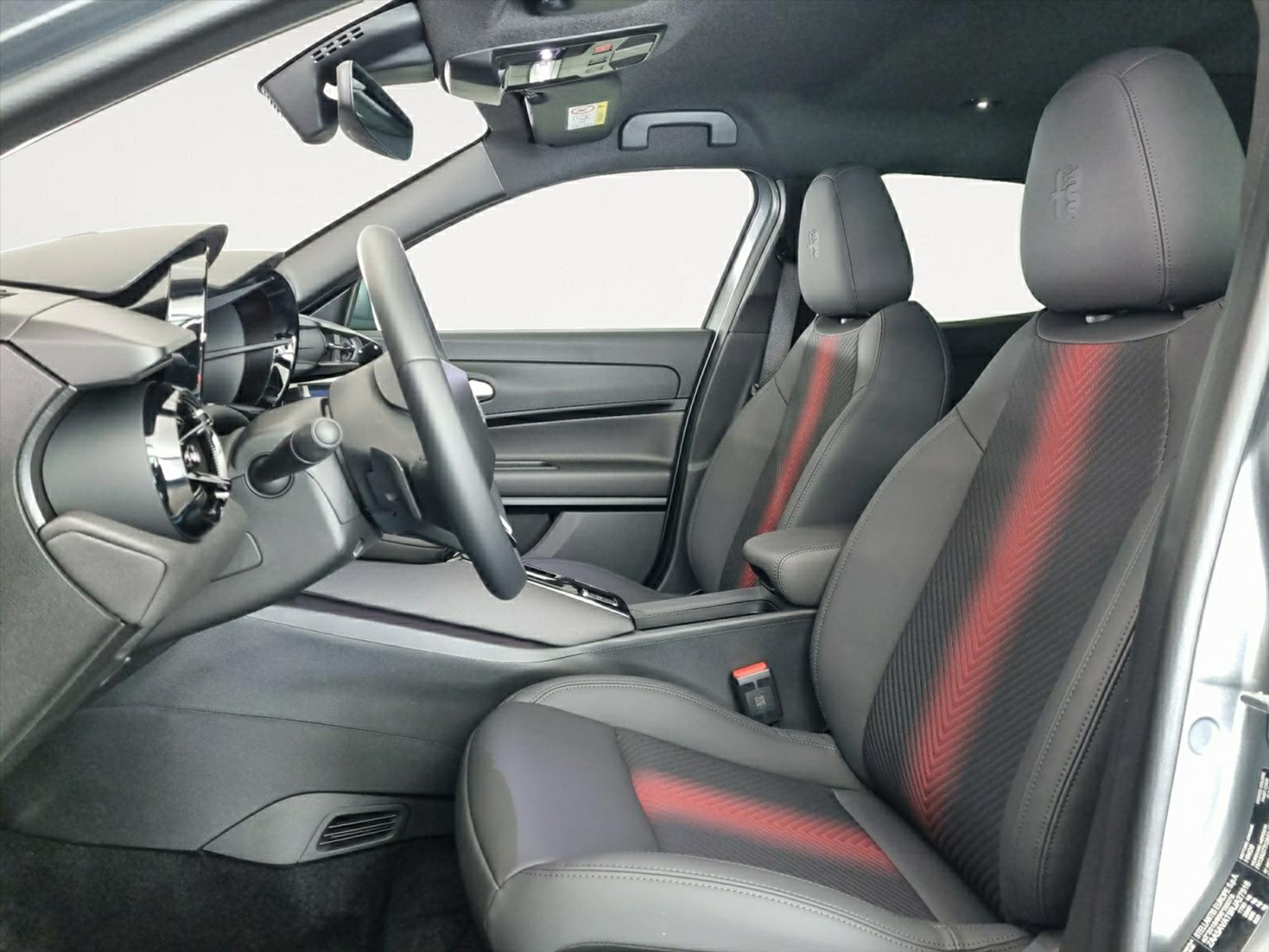 listing desktop thumbnail image 4