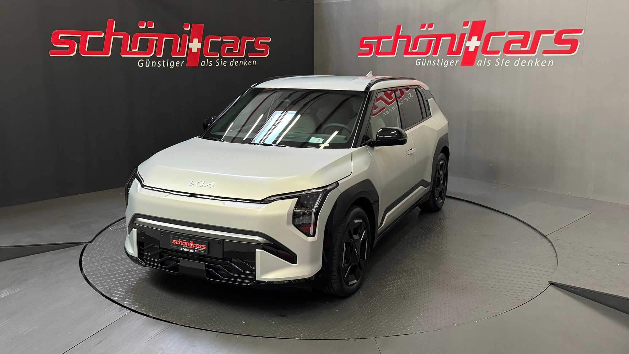 listing desktop thumbnail image 1