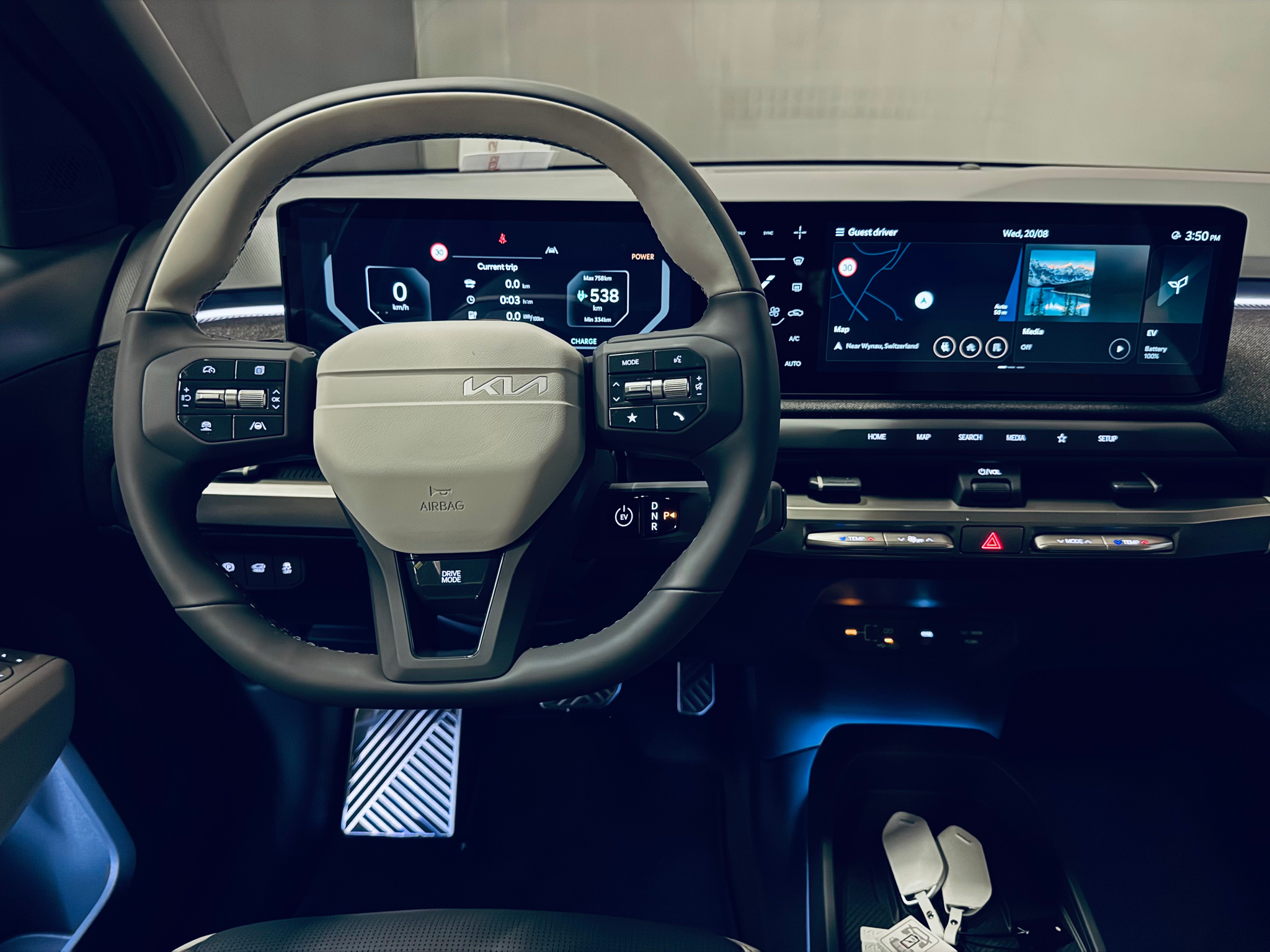 listing desktop thumbnail image 16