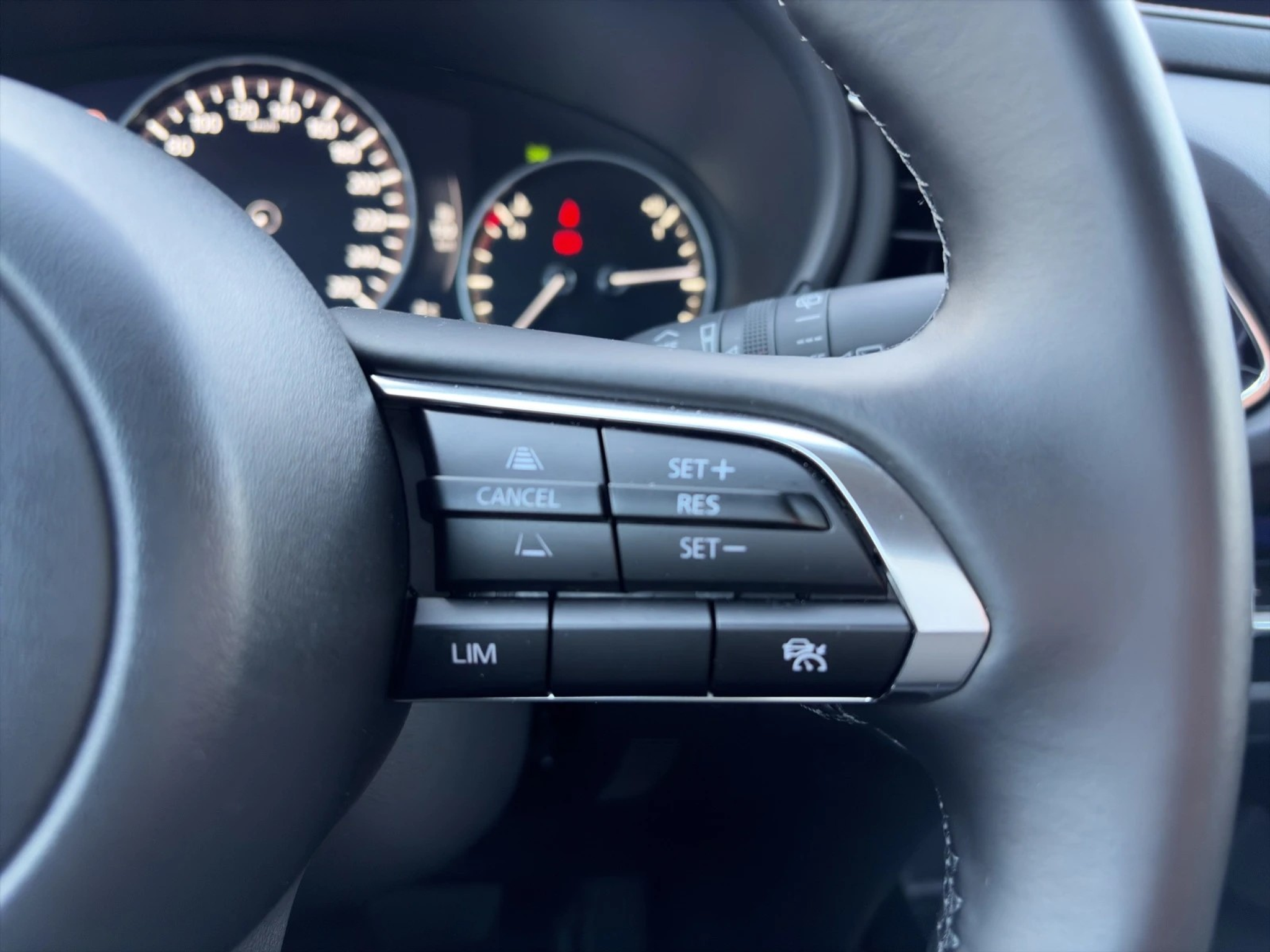 listing desktop thumbnail image 8