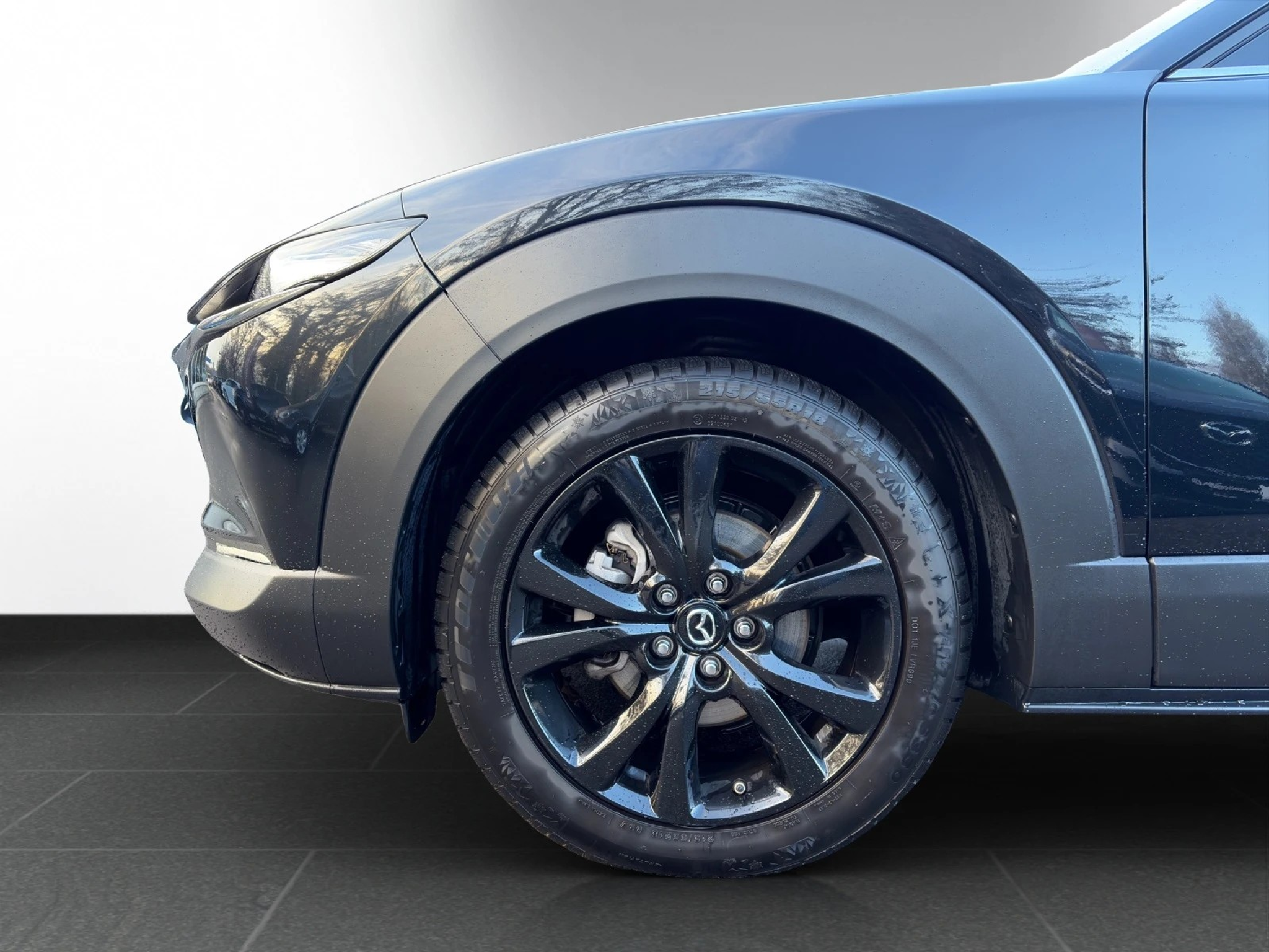 listing desktop thumbnail image 2