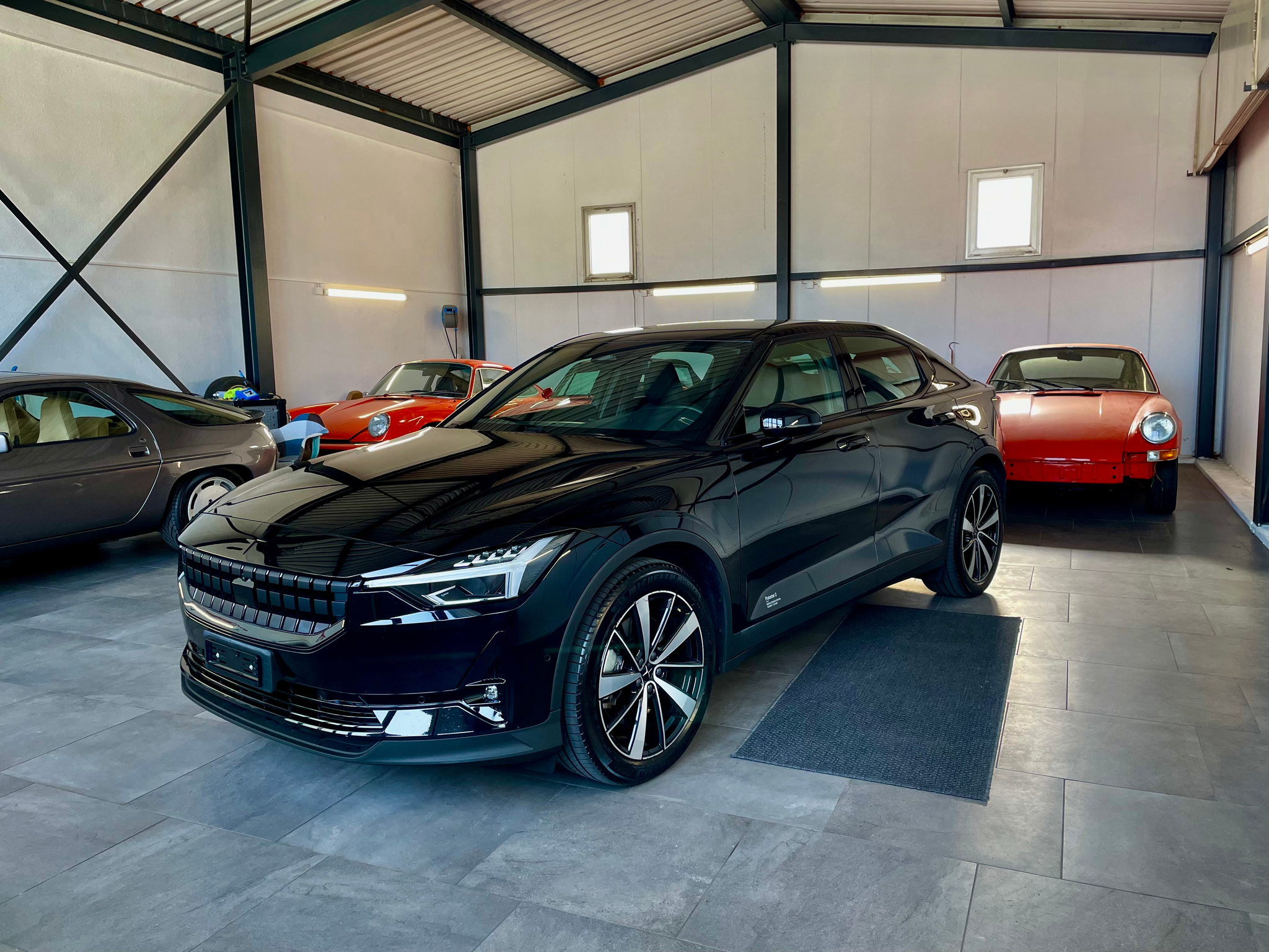 listing desktop thumbnail image 2