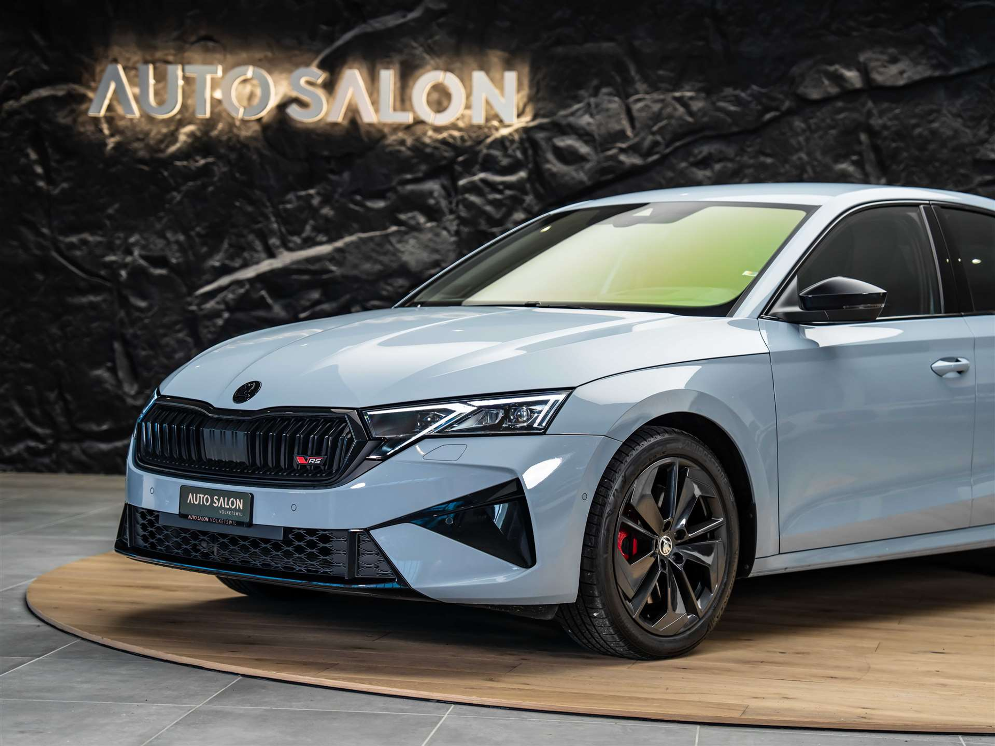 listing desktop thumbnail image 14