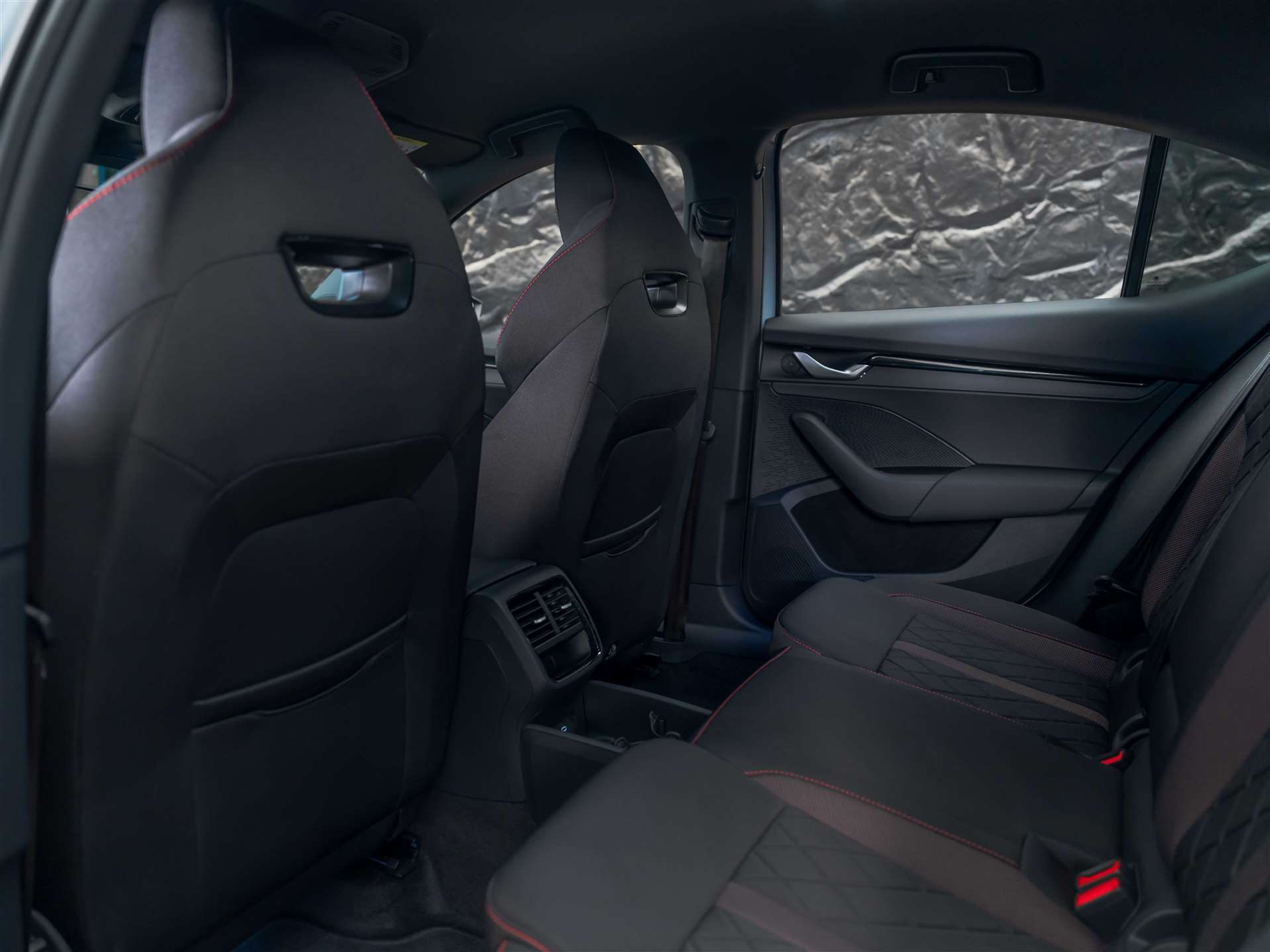 listing desktop thumbnail image 10