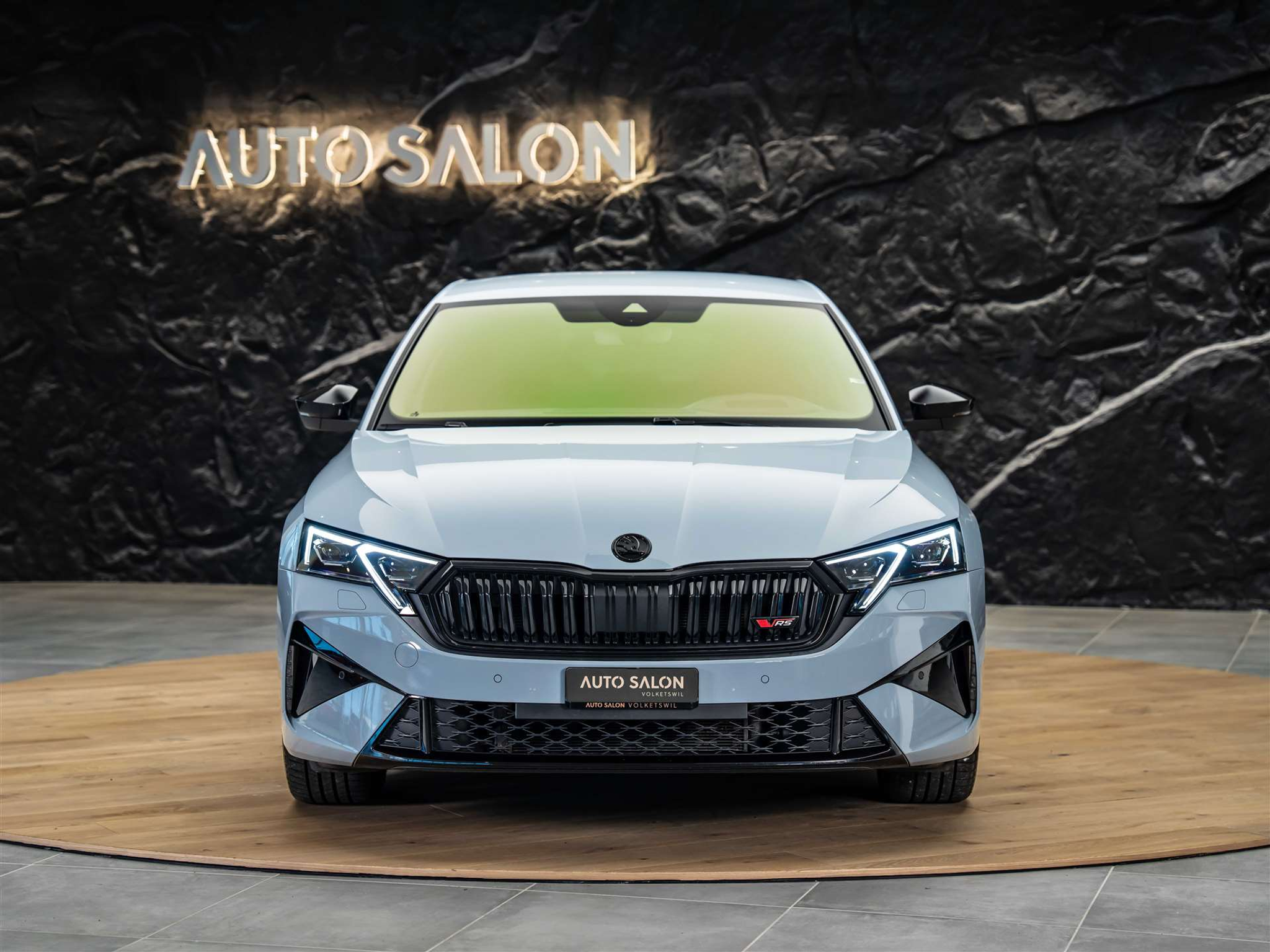 listing desktop thumbnail image 6