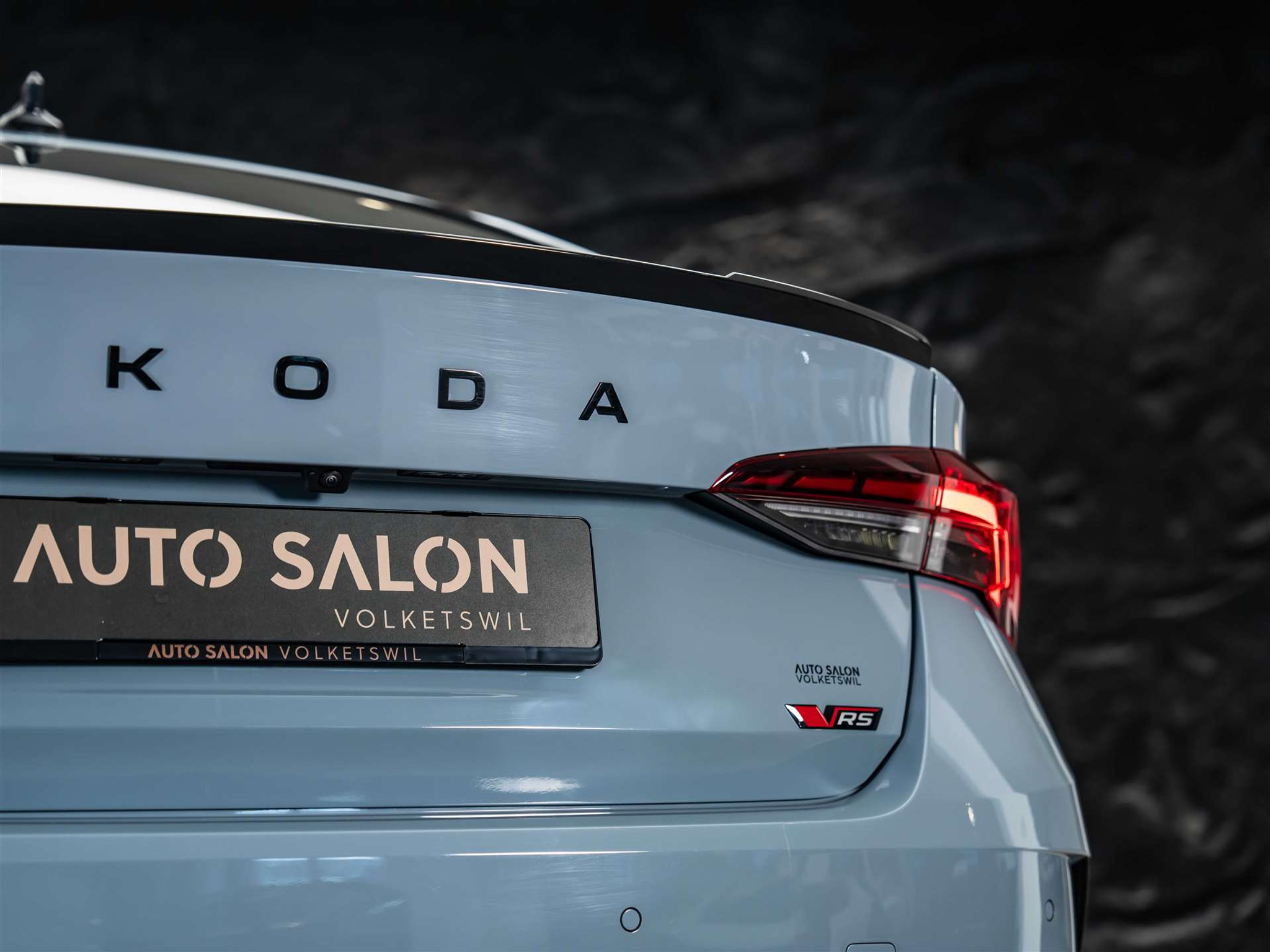 listing desktop thumbnail image 18