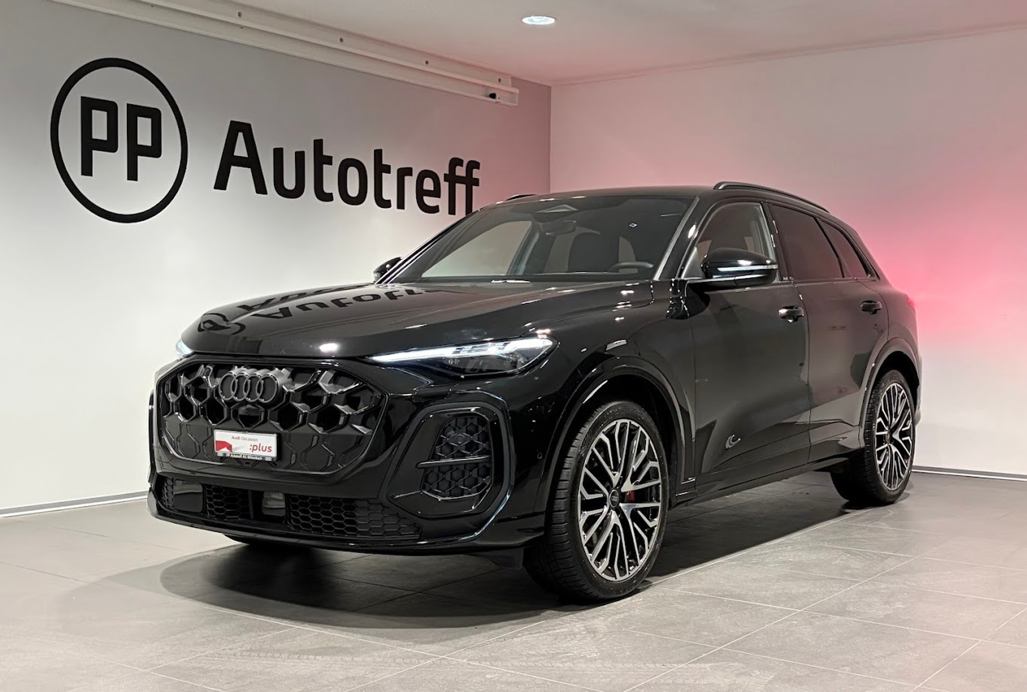 listing desktop thumbnail image 1