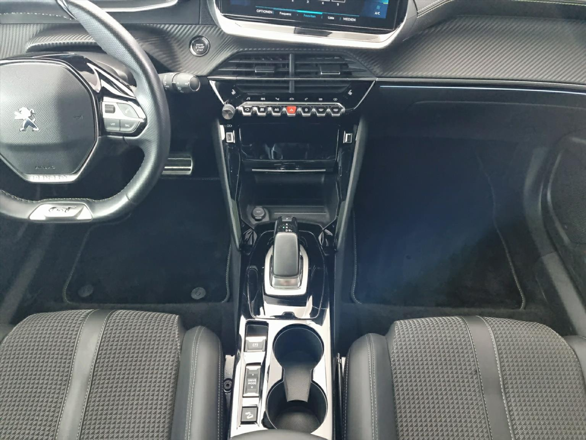 listing desktop thumbnail image 7