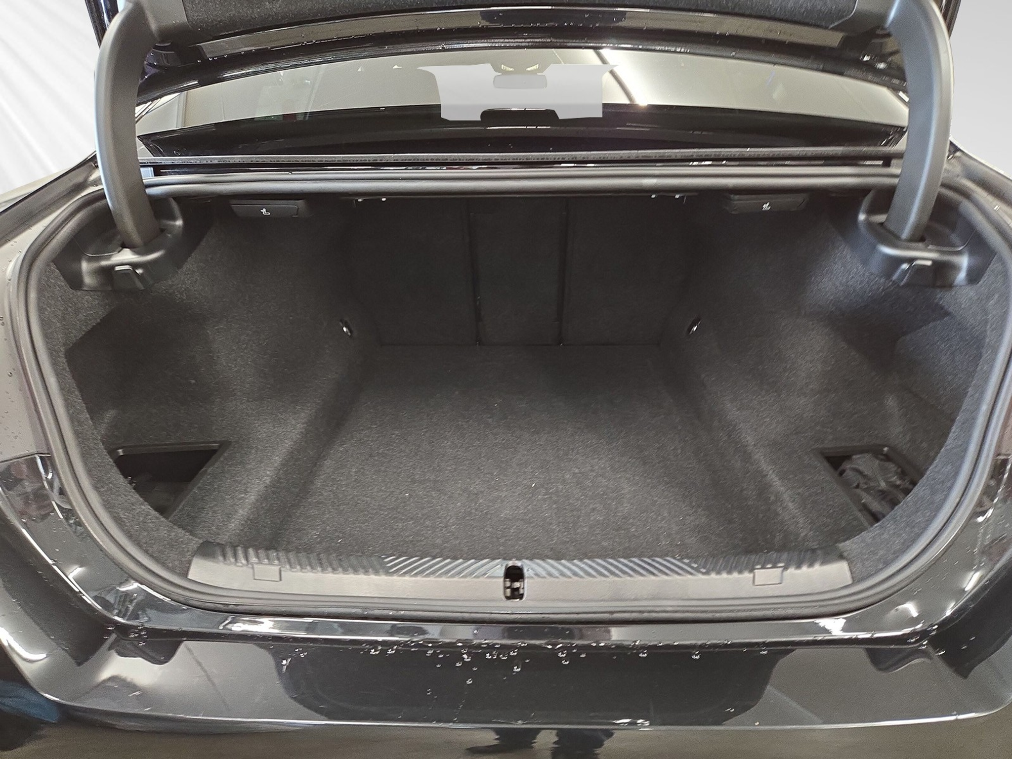 listing desktop thumbnail image 7