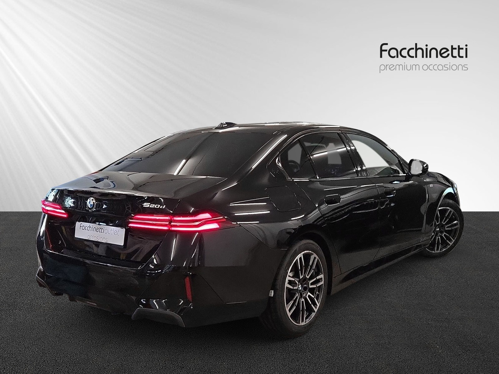 listing desktop thumbnail image 2