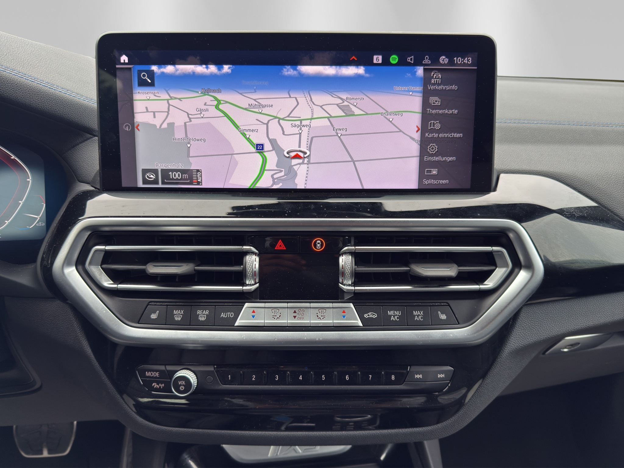 listing desktop thumbnail image 12