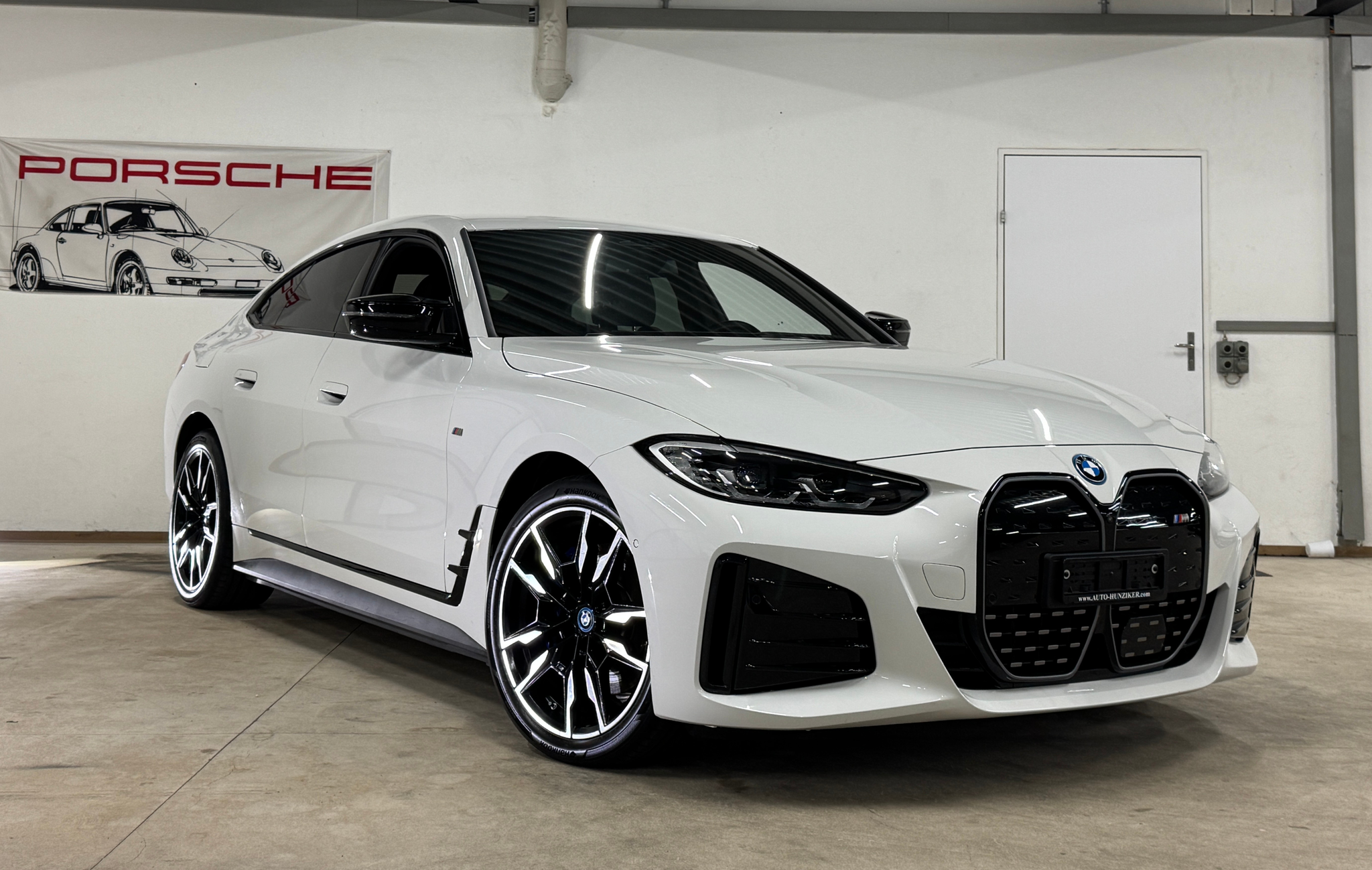 listing desktop thumbnail image 2