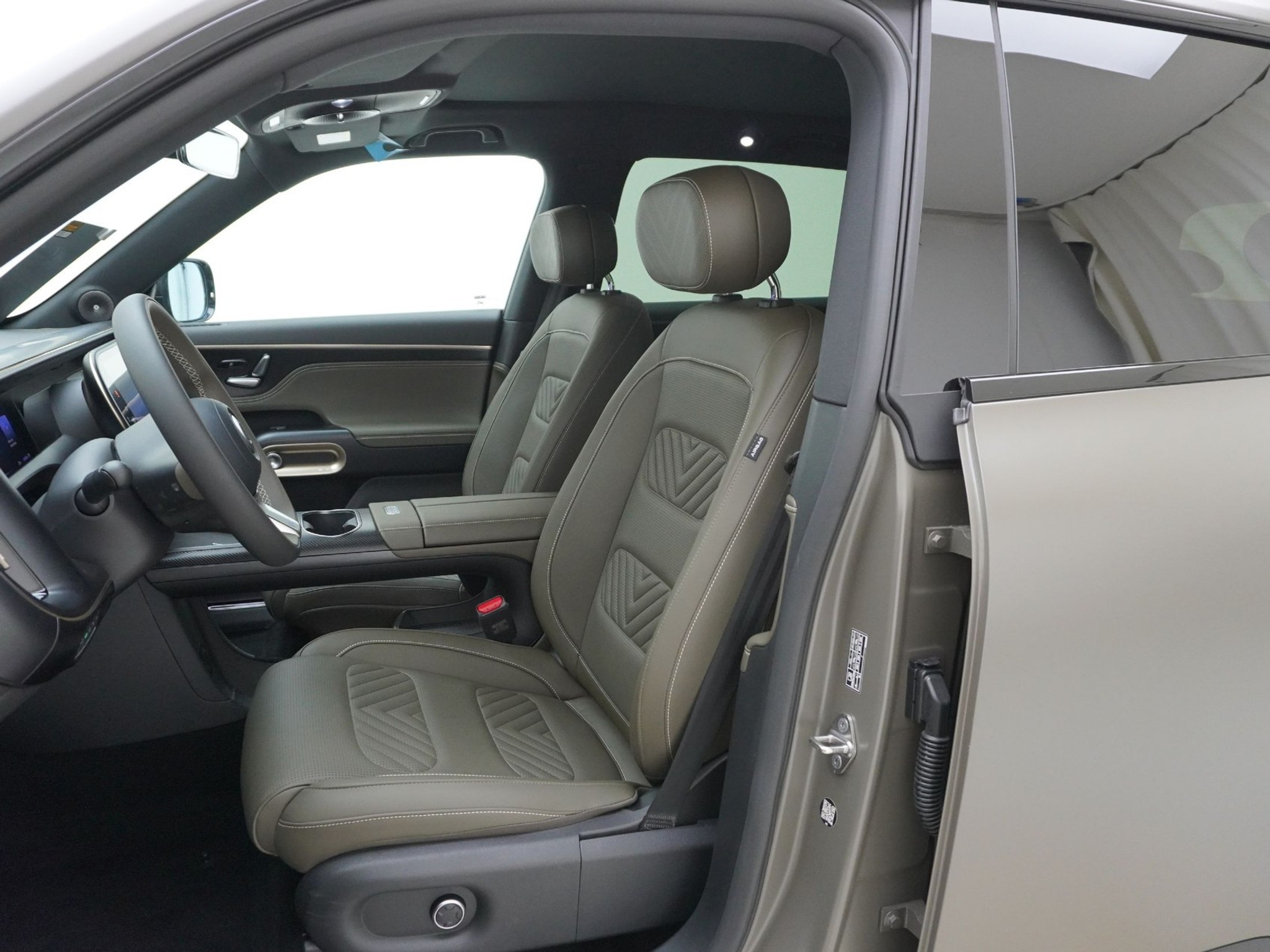 listing desktop thumbnail image 12