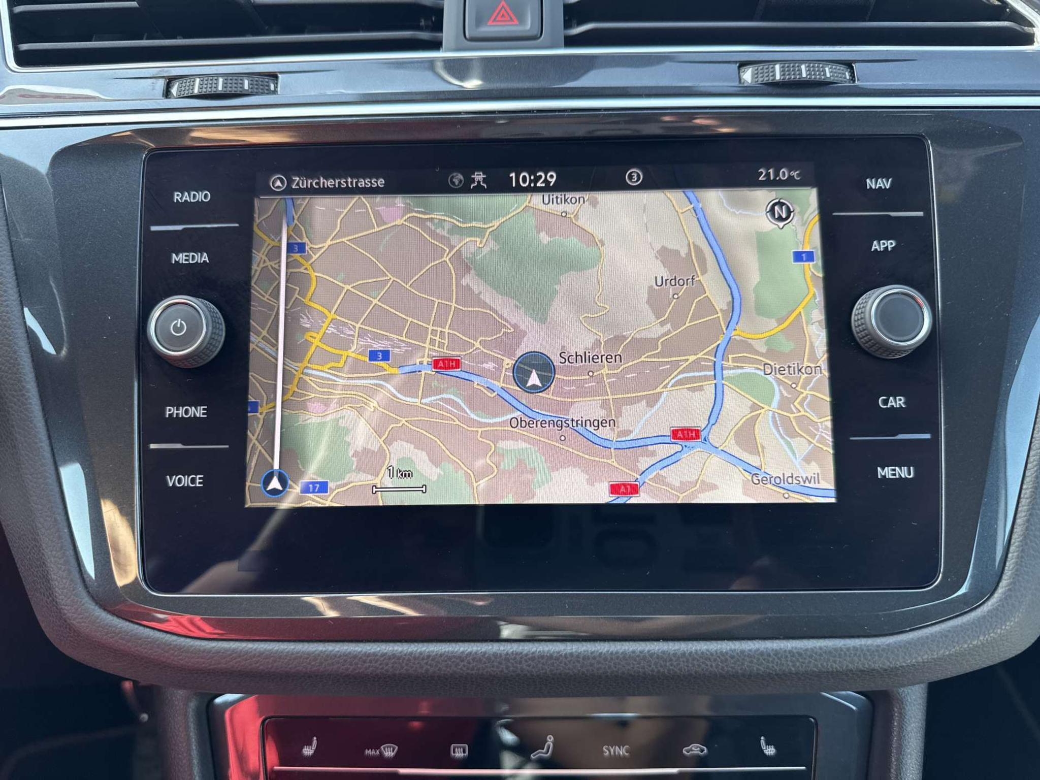 listing desktop thumbnail image 1