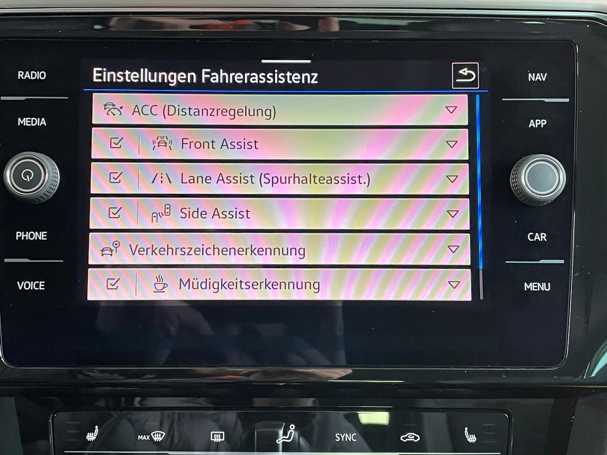 listing desktop thumbnail image 14