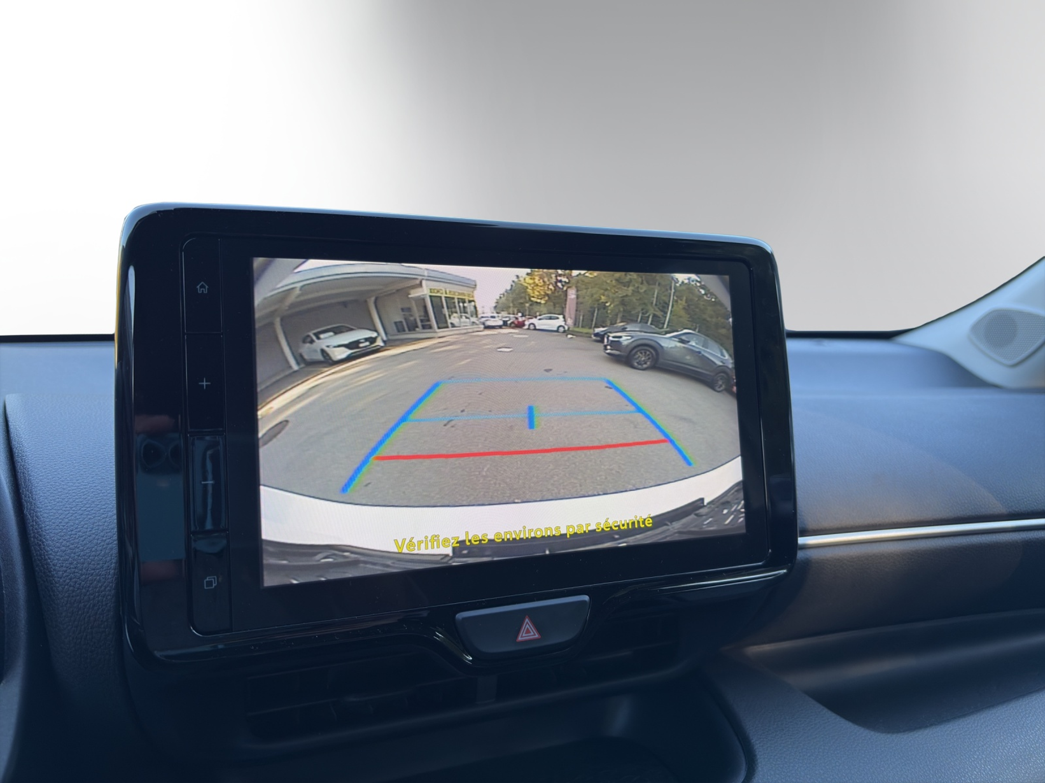 listing desktop thumbnail image 12