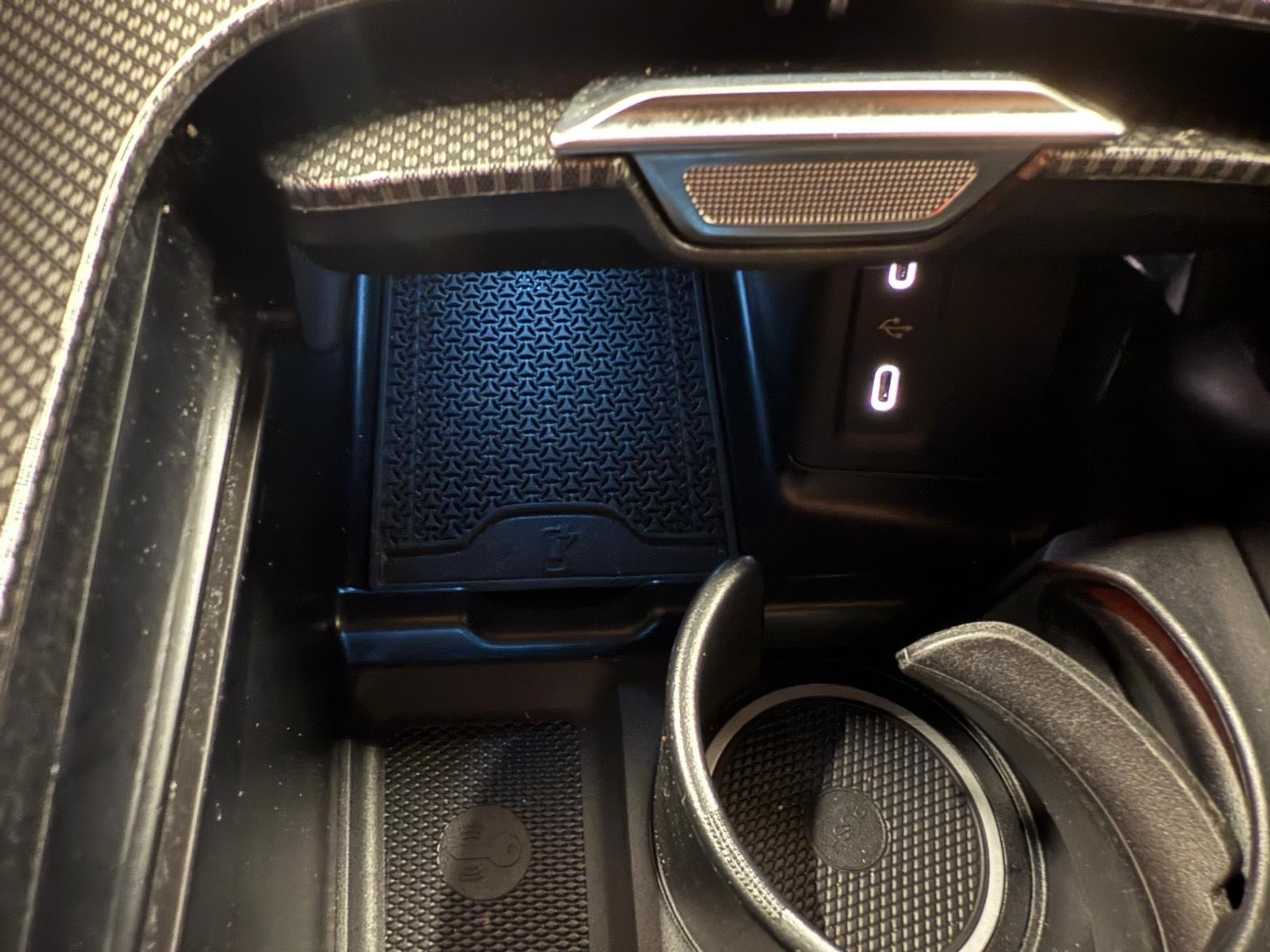 listing desktop thumbnail image 17