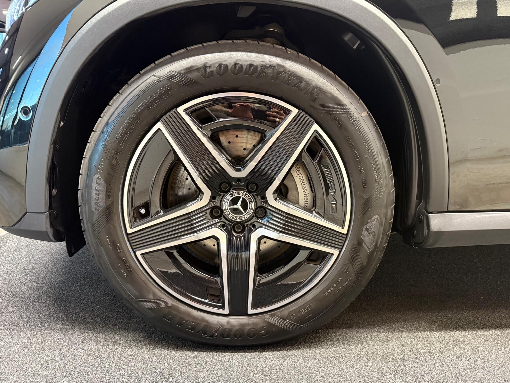 listing desktop thumbnail image 7