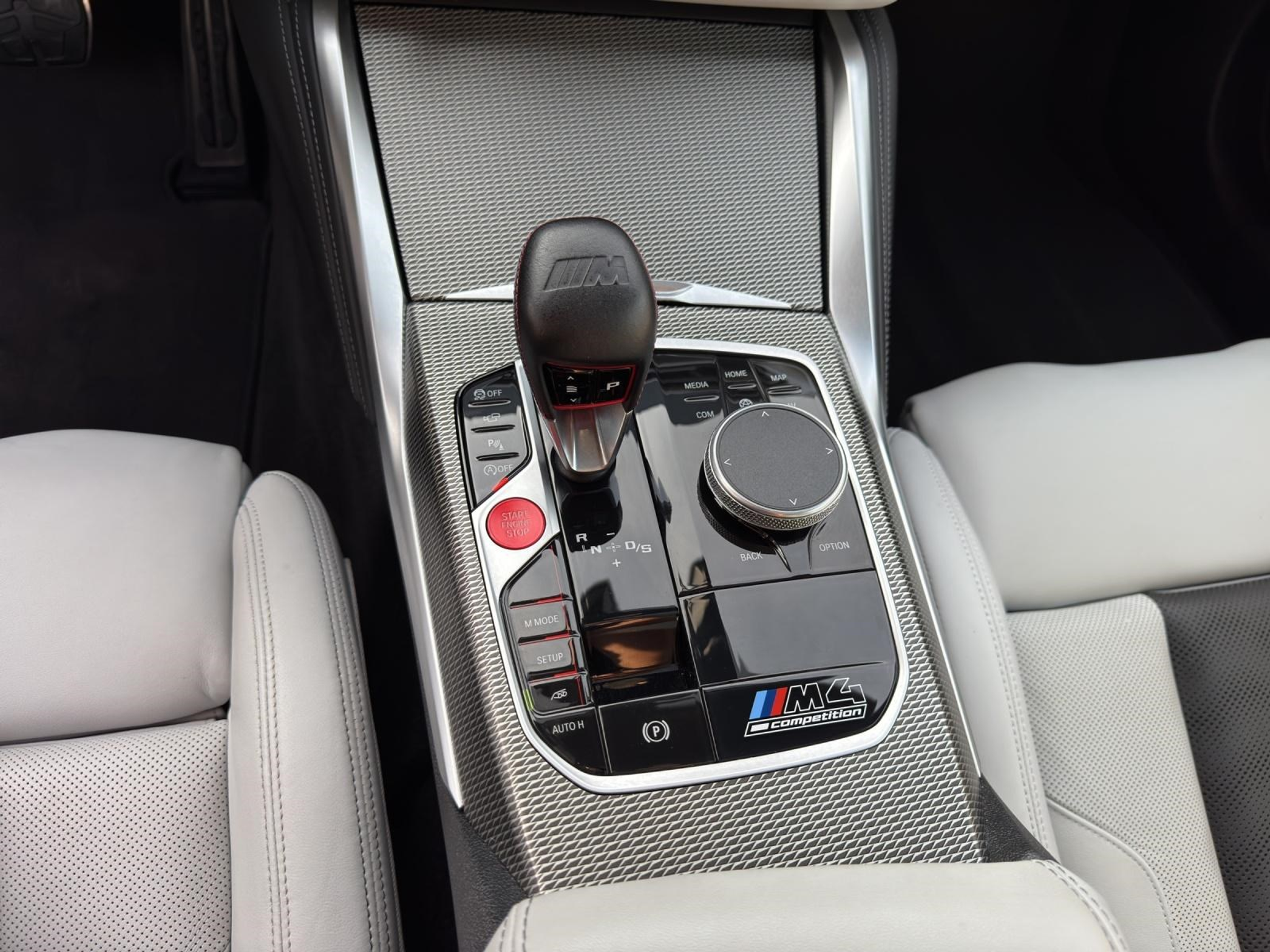 listing desktop thumbnail image 12