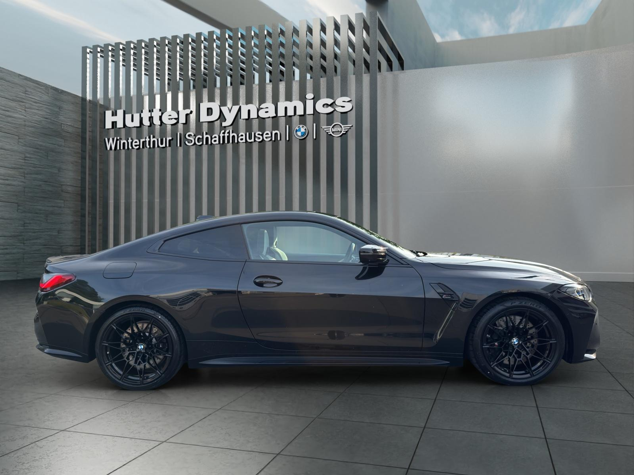 listing desktop thumbnail image 3