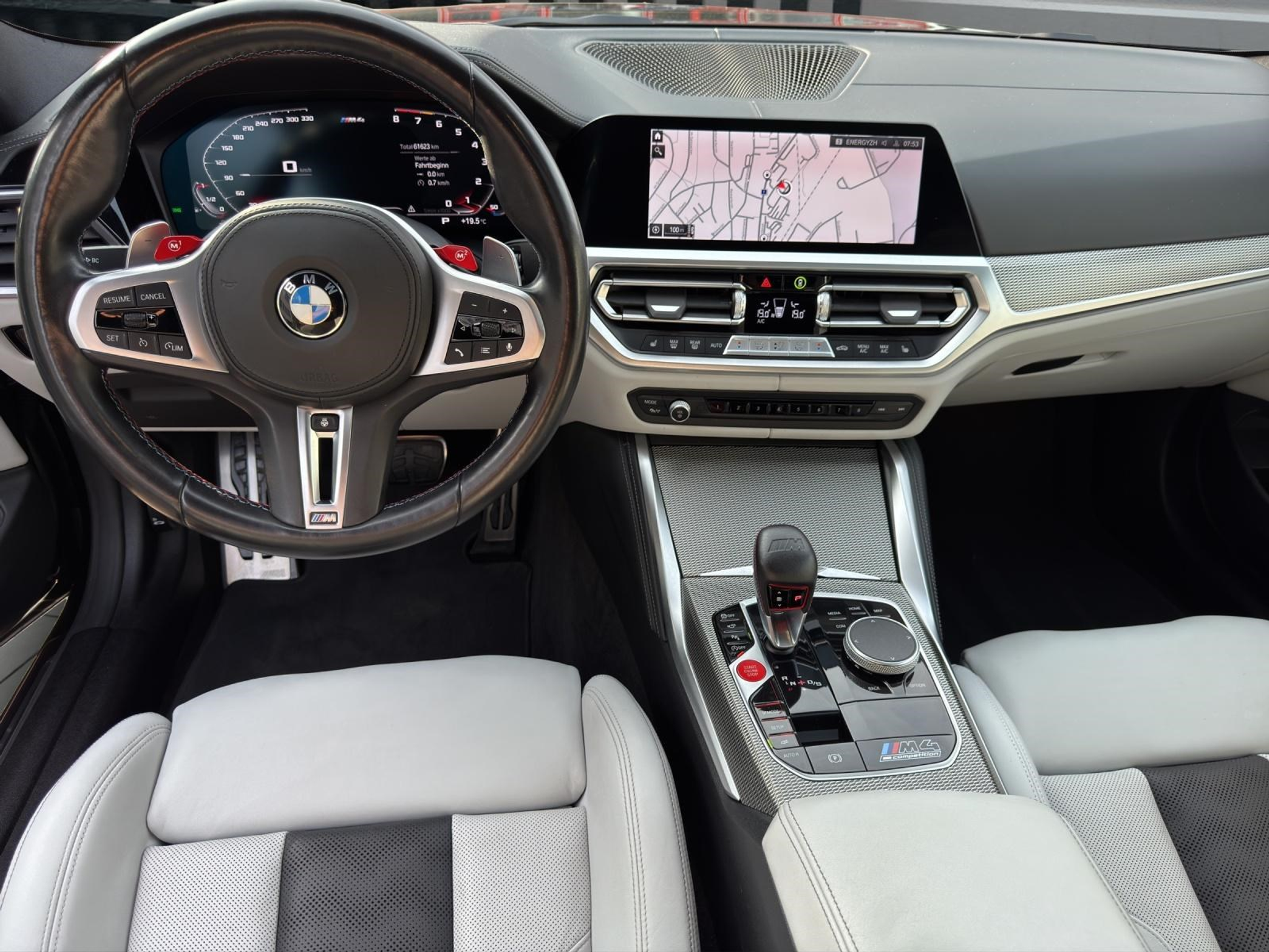 listing desktop thumbnail image 9