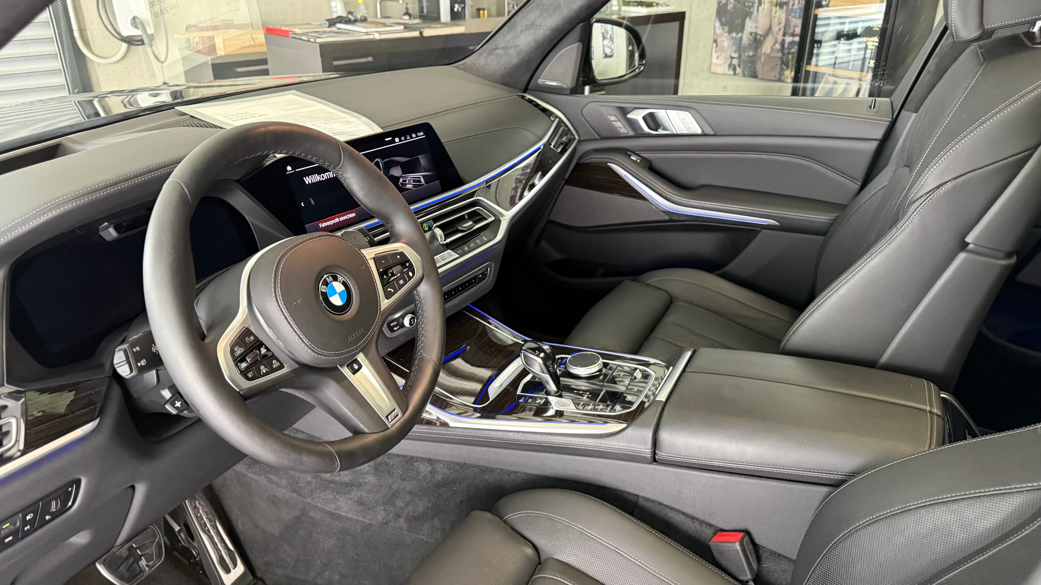 listing desktop thumbnail image 11