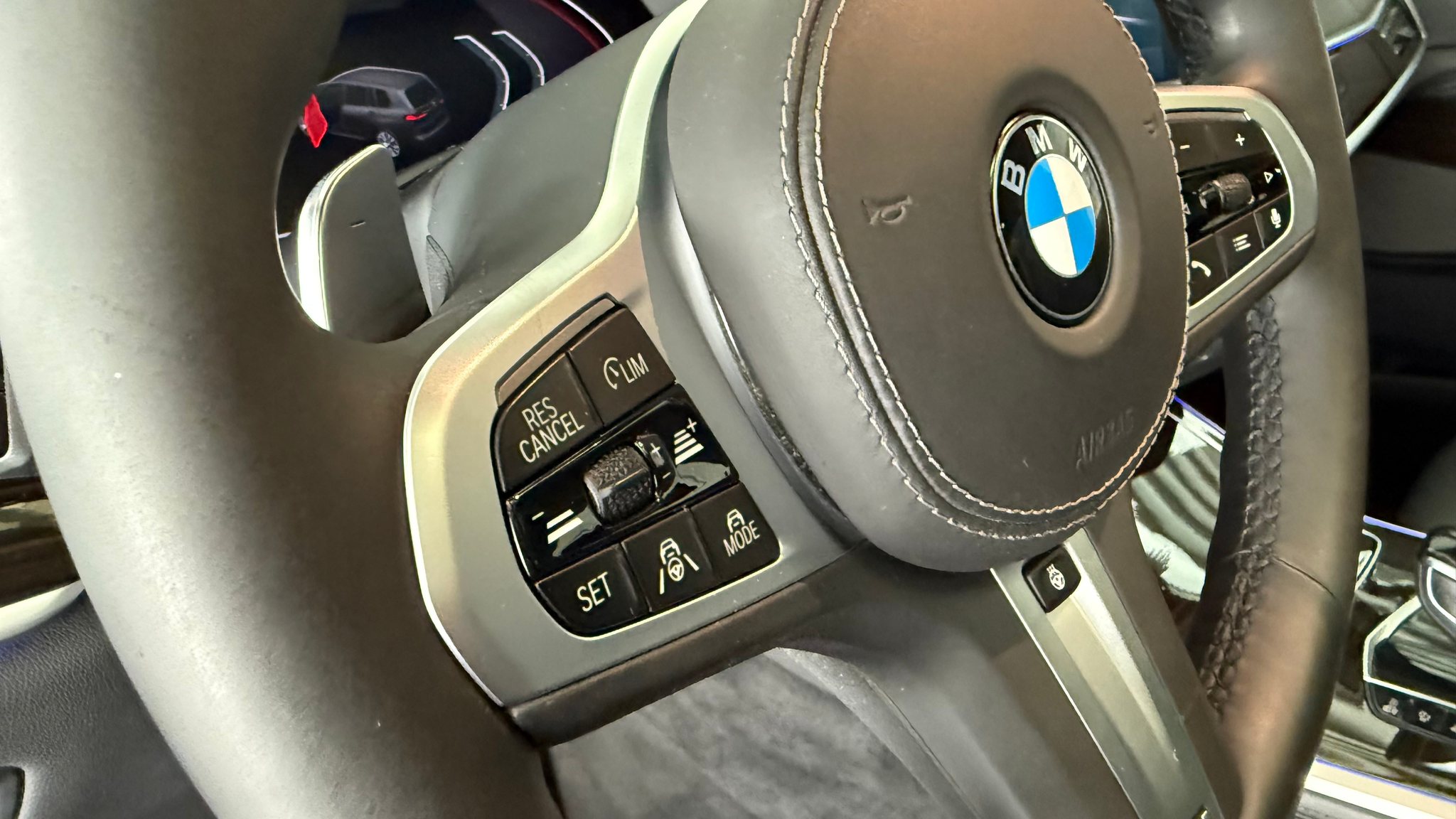 listing desktop thumbnail image 29