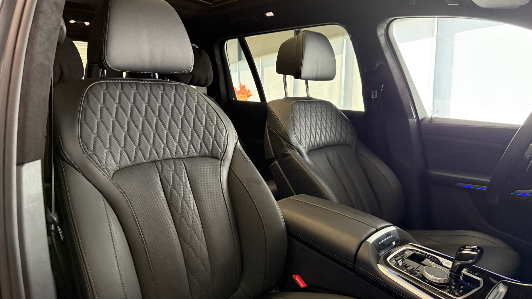 listing desktop thumbnail image 24