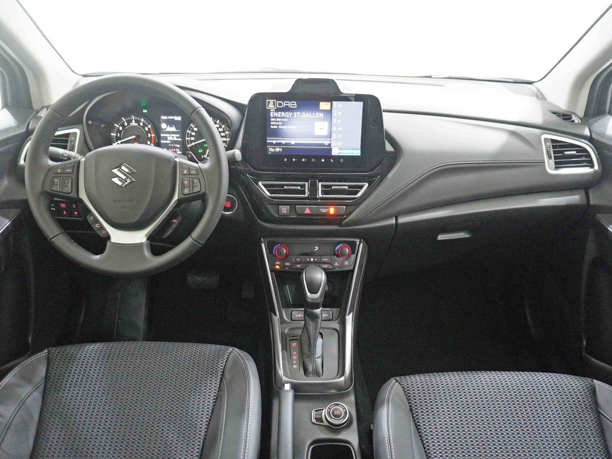 listing desktop thumbnail image 8