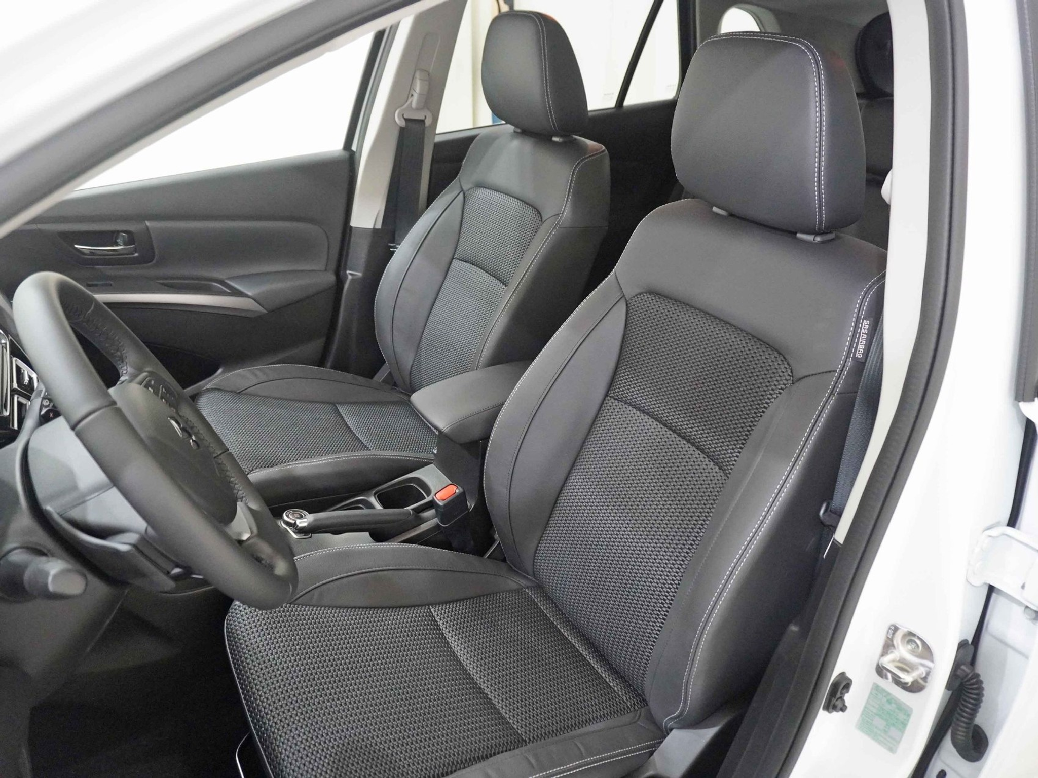 listing desktop thumbnail image 6