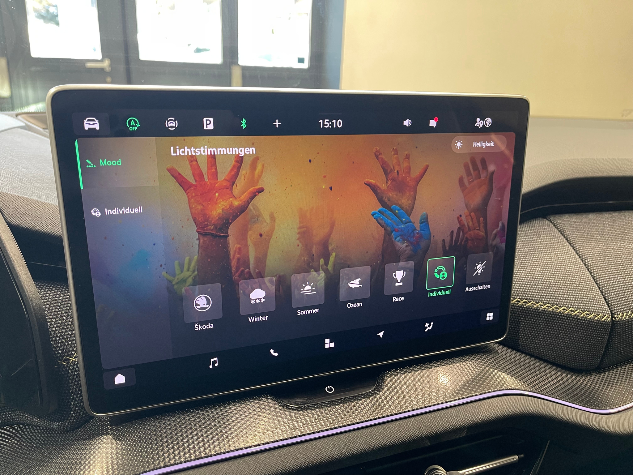 listing desktop thumbnail image 24