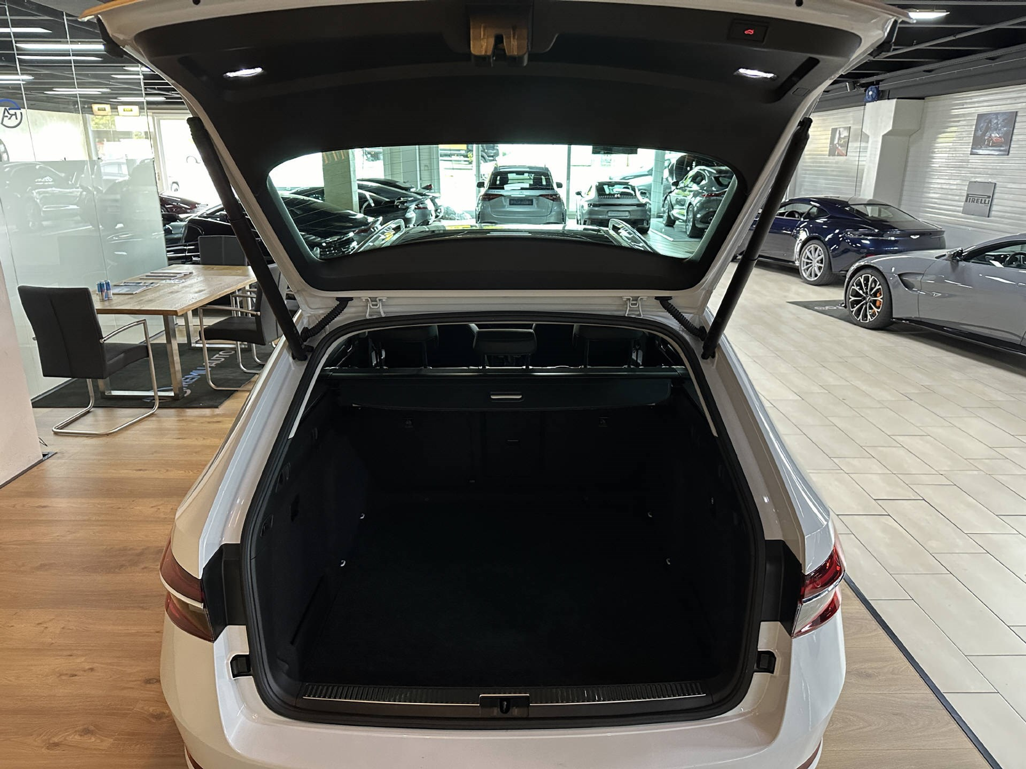 listing desktop thumbnail image 13