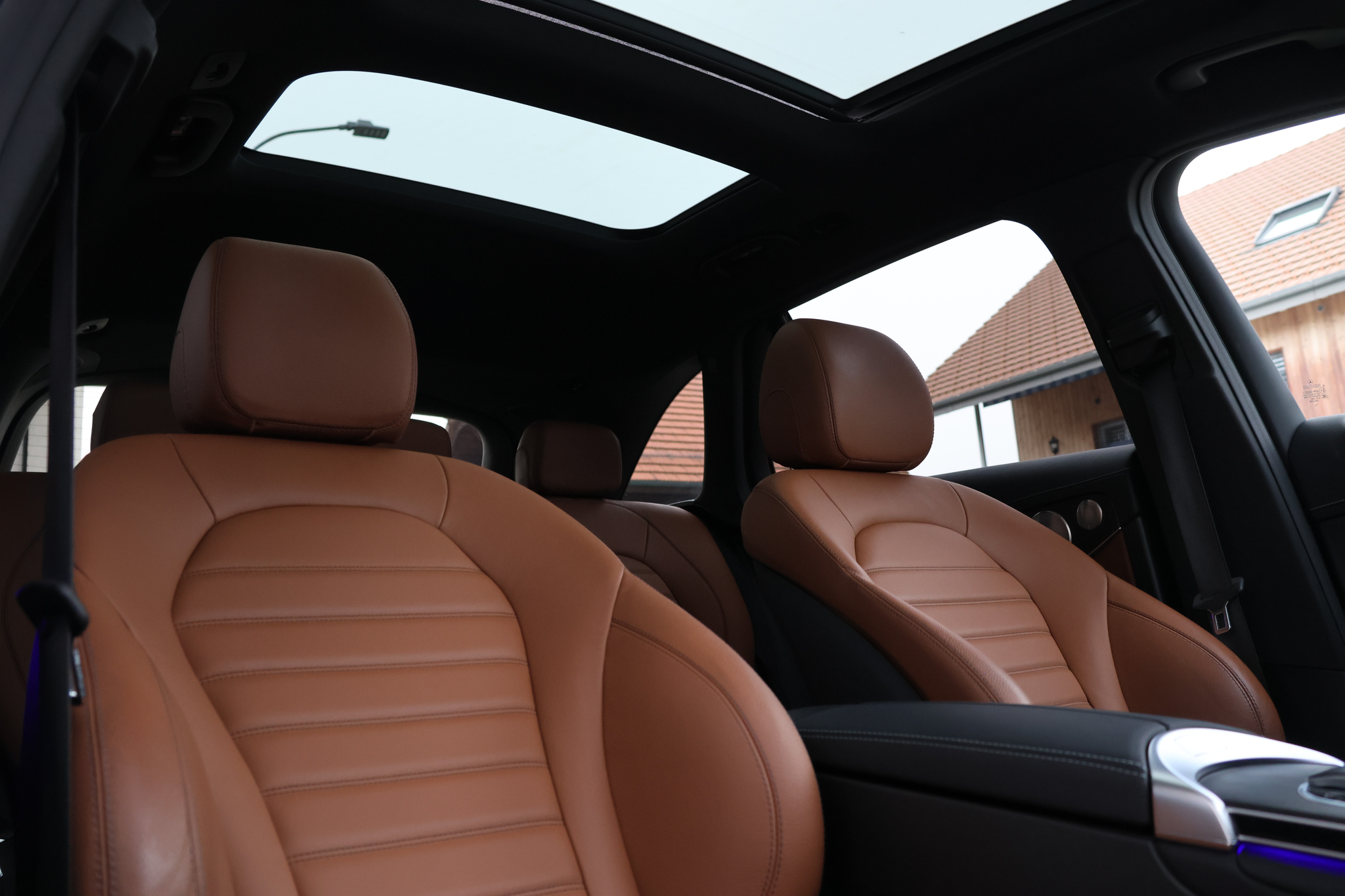 listing desktop thumbnail image 19