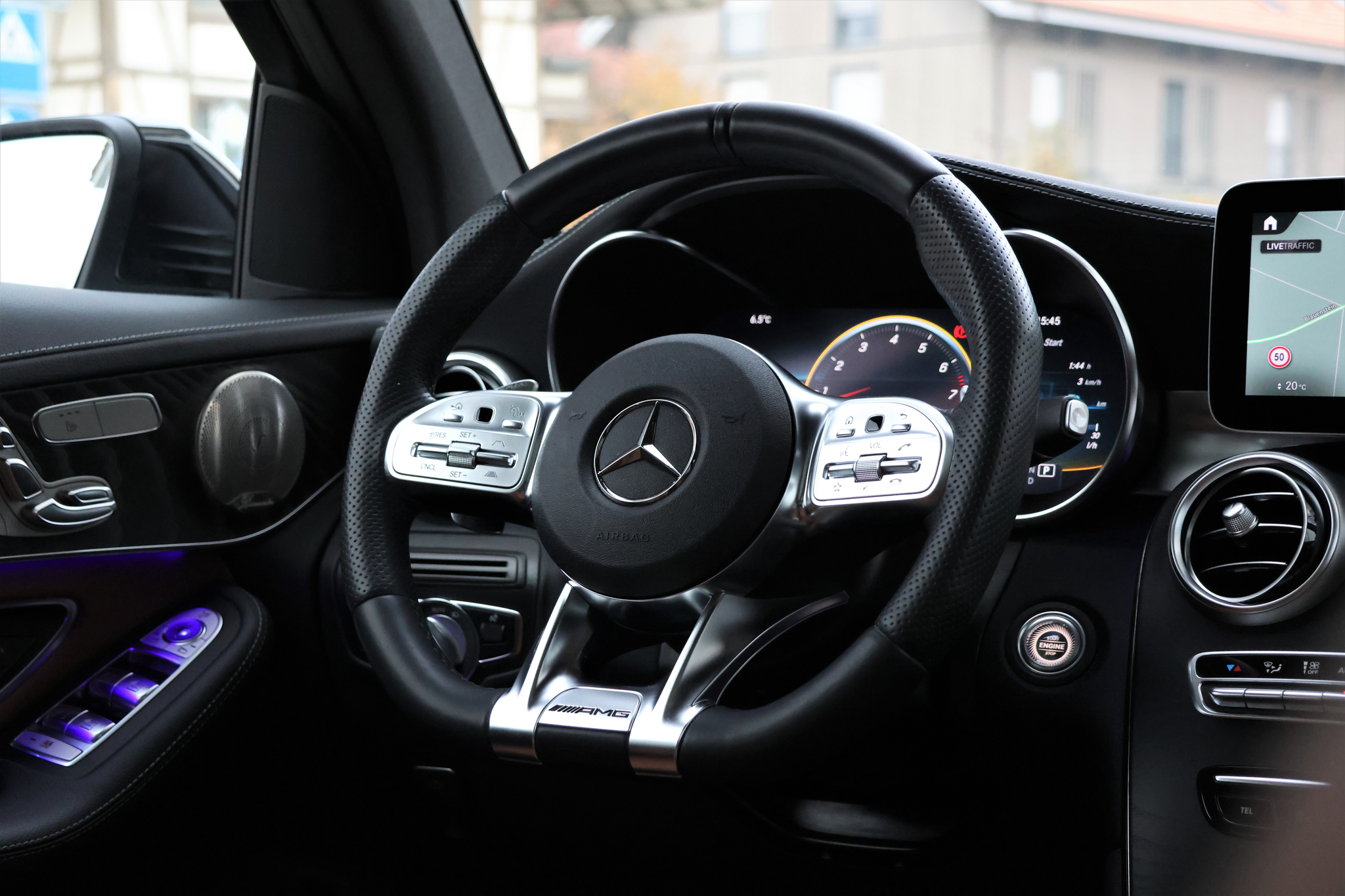 listing desktop thumbnail image 13