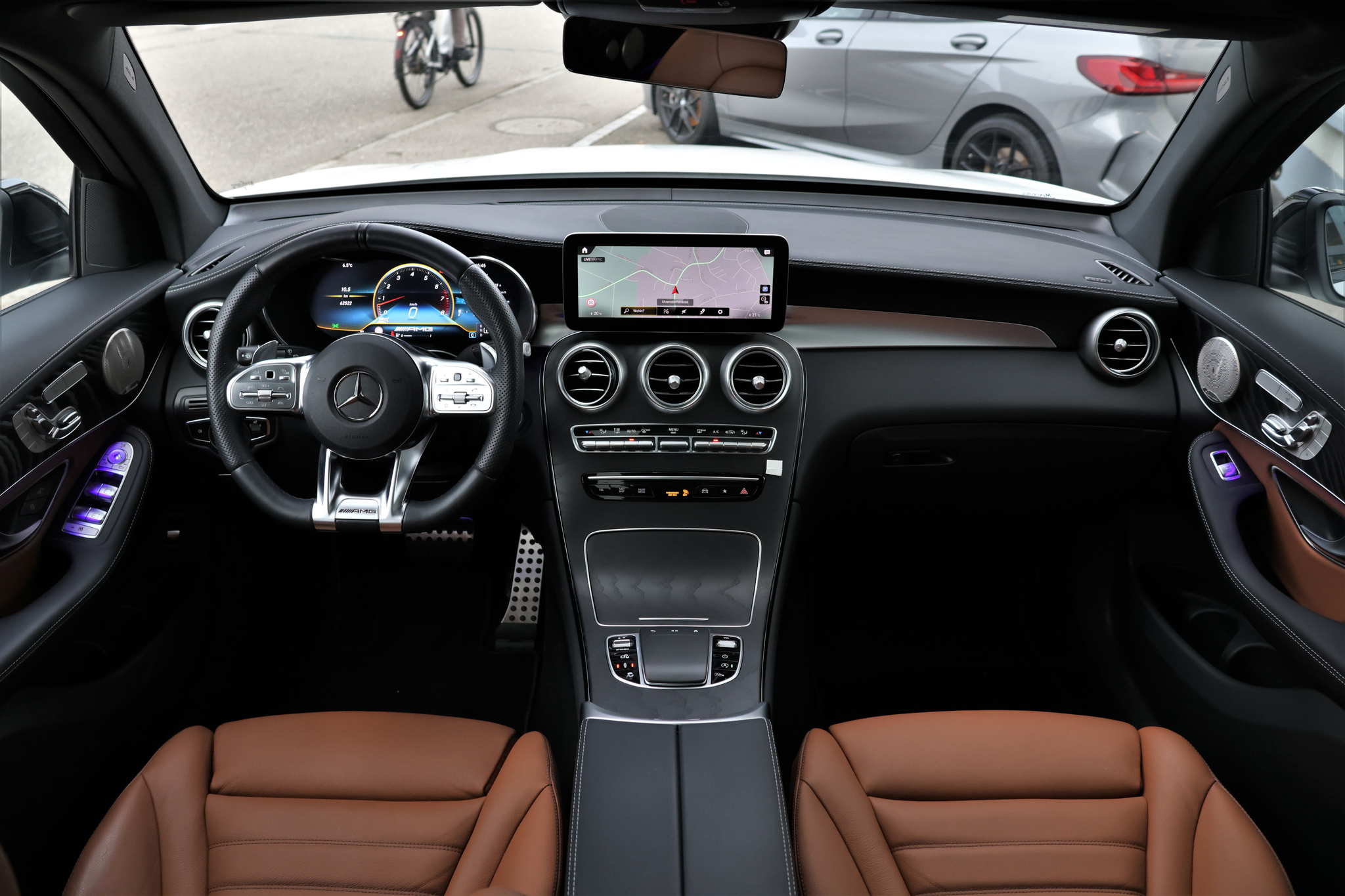 listing desktop thumbnail image 14