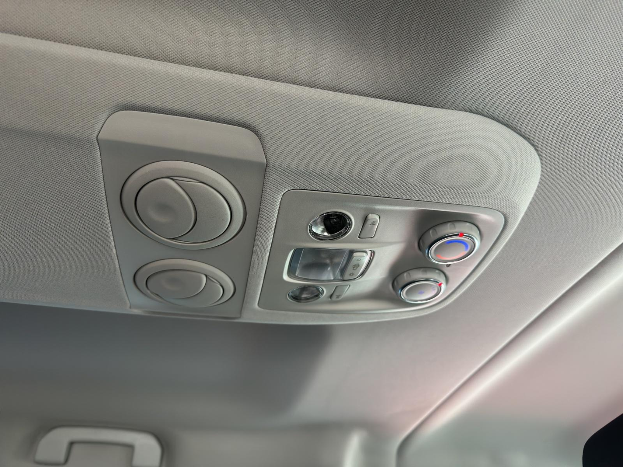 listing desktop thumbnail image 16