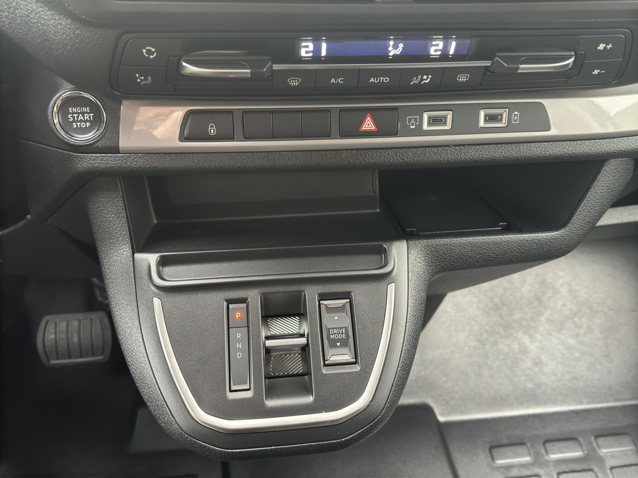 listing desktop thumbnail image 11