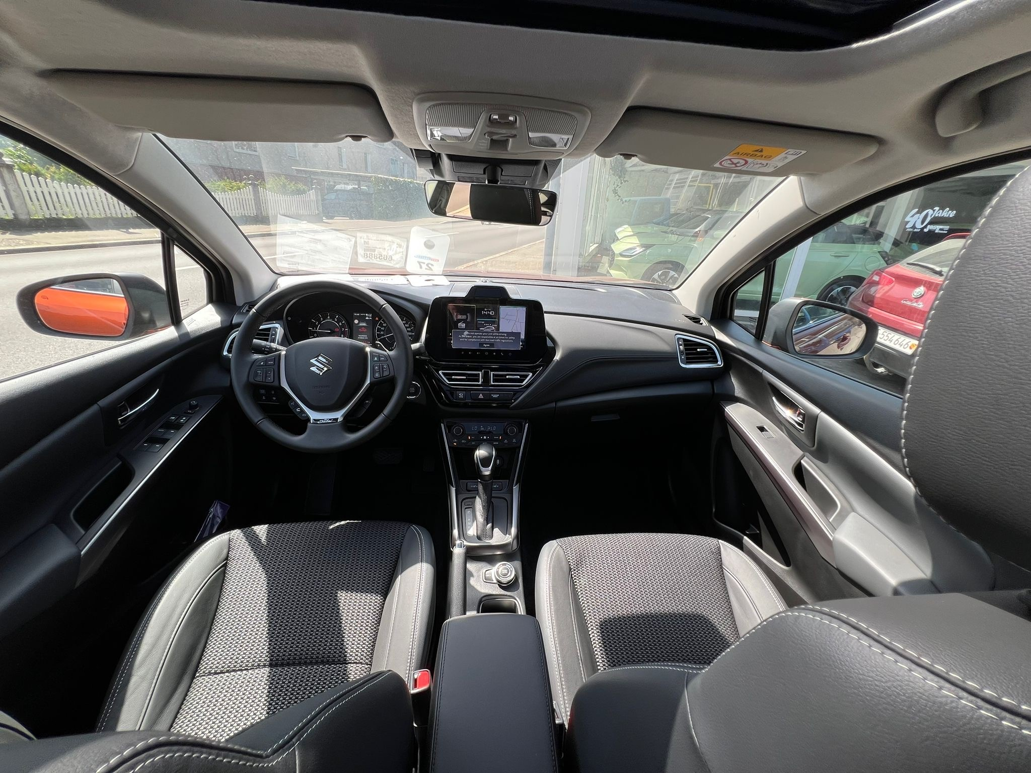 listing desktop thumbnail image 8