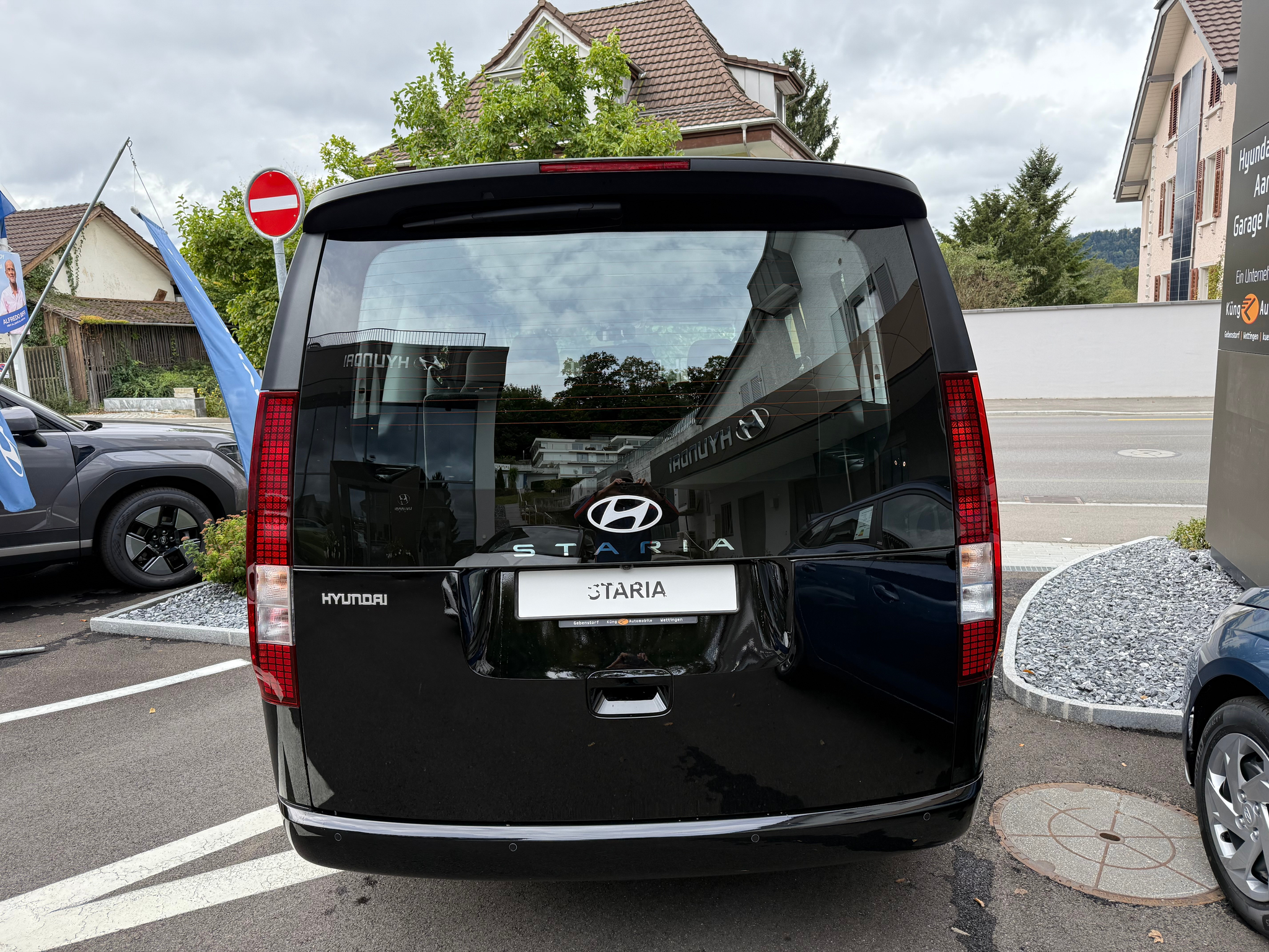 listing desktop thumbnail image 5