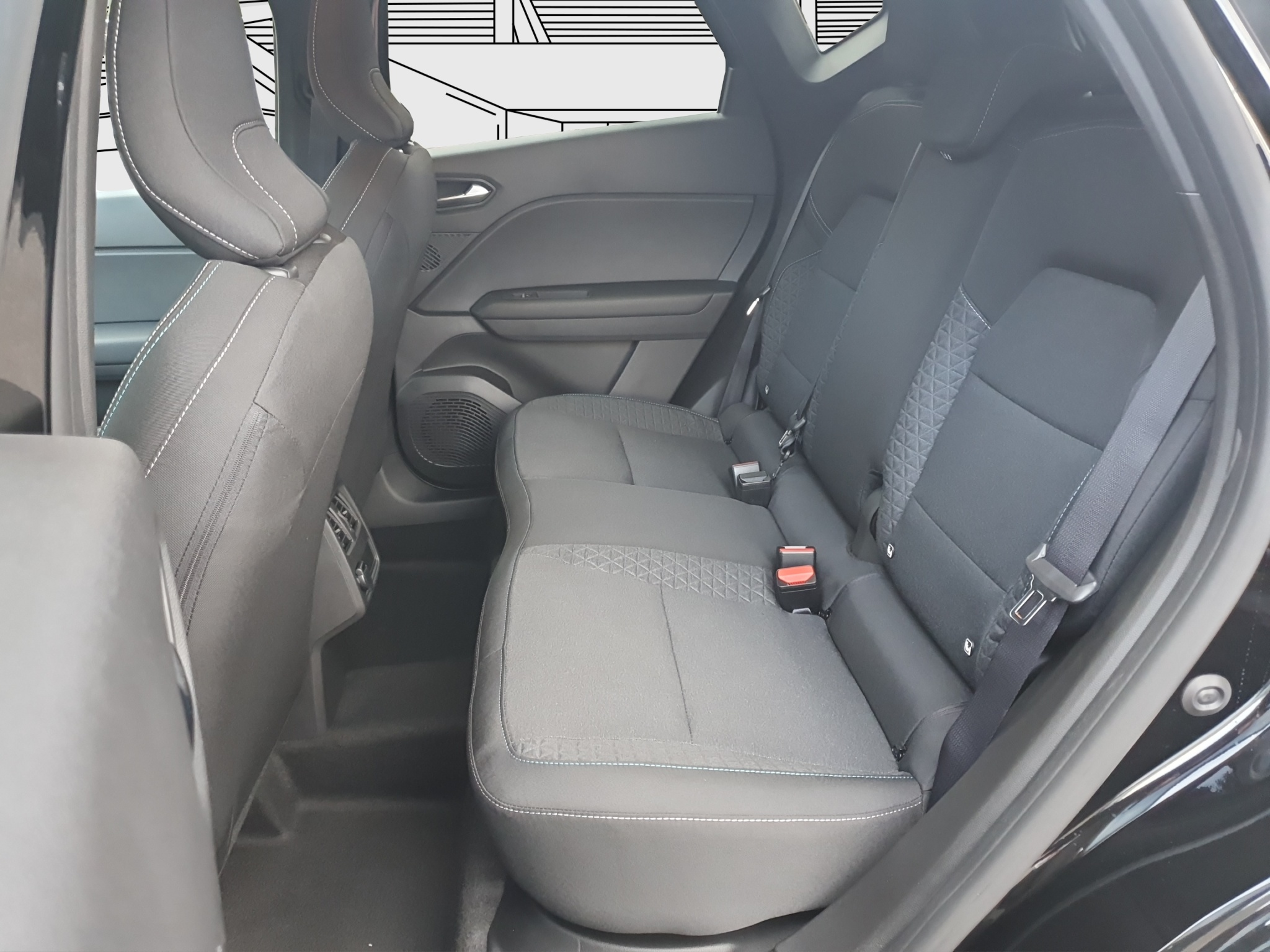 listing desktop thumbnail image 11