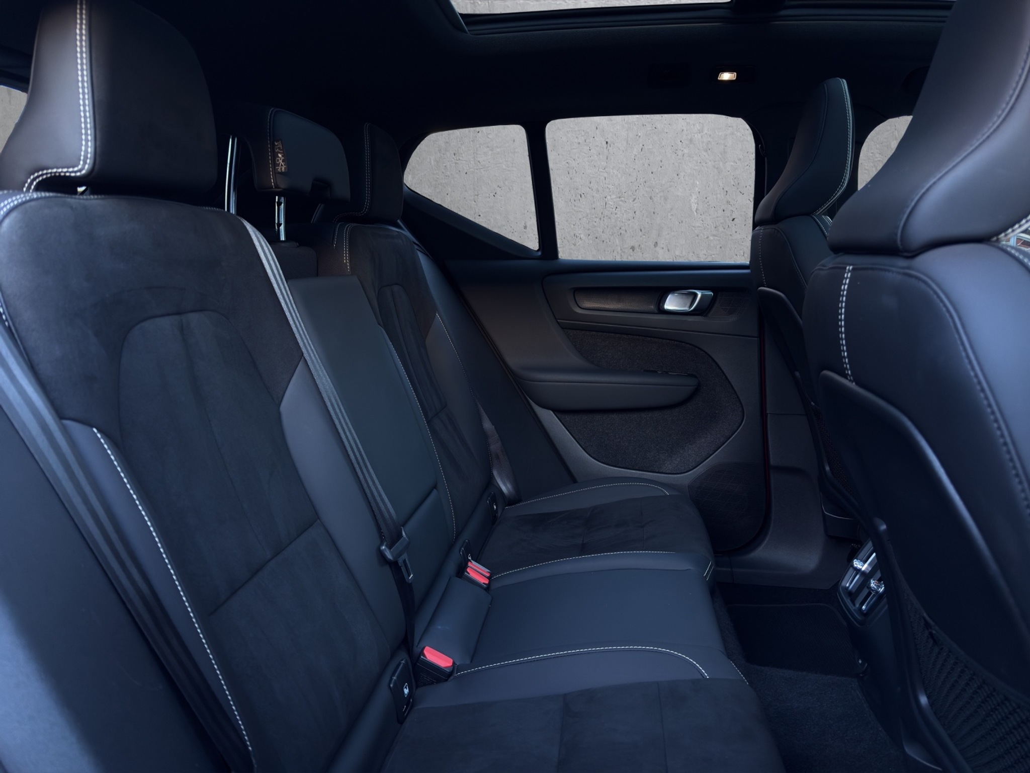 listing desktop thumbnail image 13